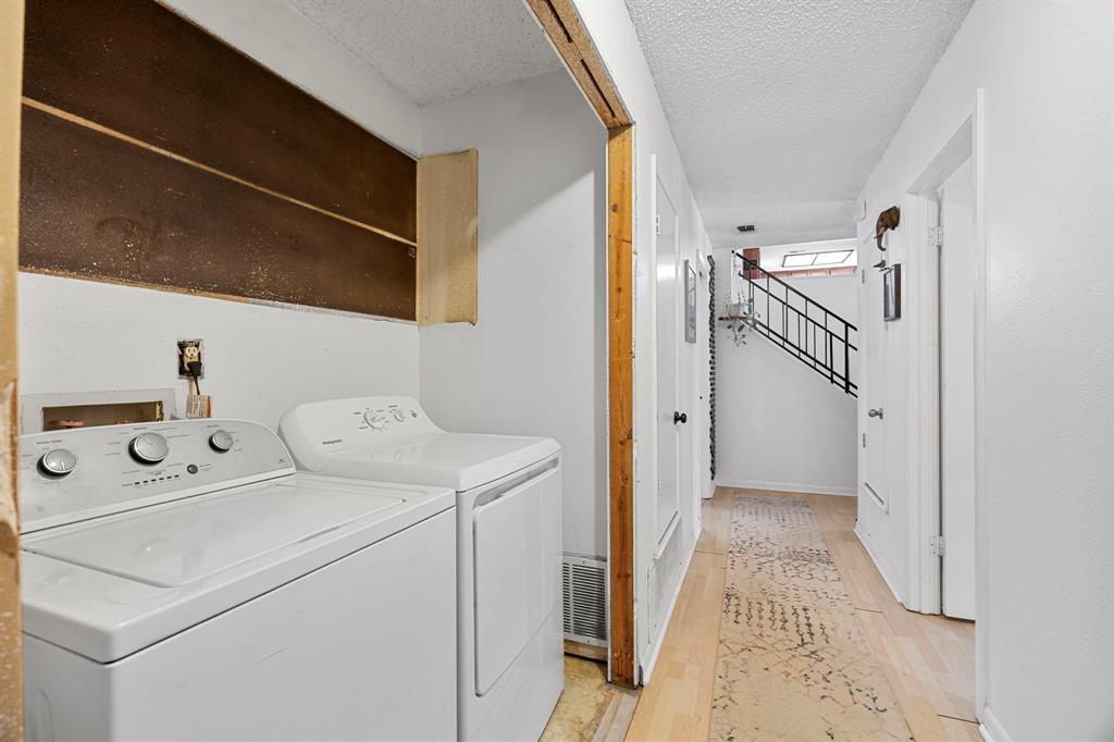 706 Cambridge Dr, Round Rock, TX 78664