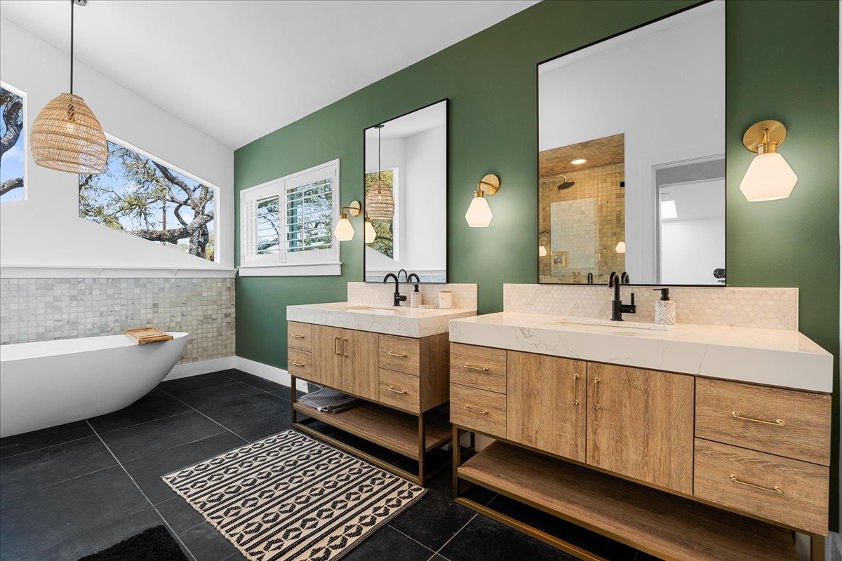 14519 Fitzhugh Rd, Austin, TX 78736