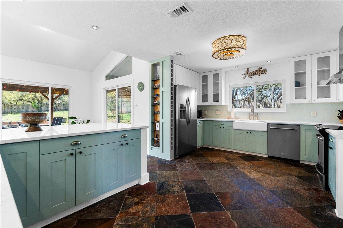 14519 Fitzhugh Rd, Austin, TX 78736