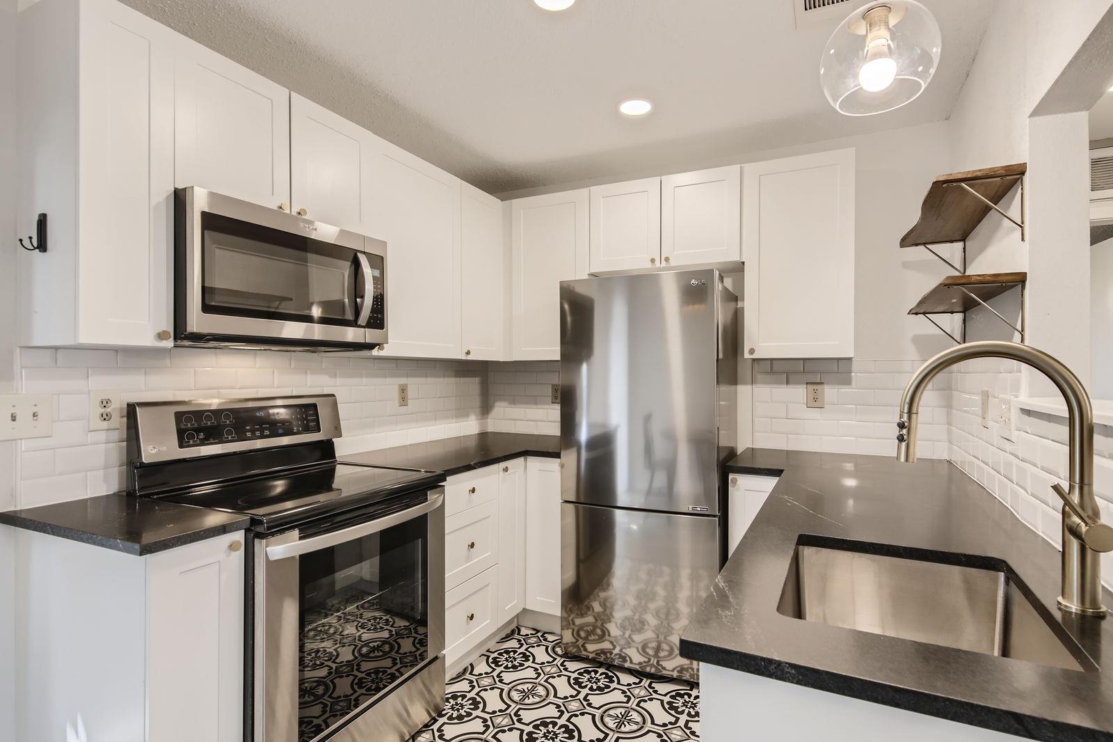 1015 E Yager Ln # 141, Austin, TX 78753