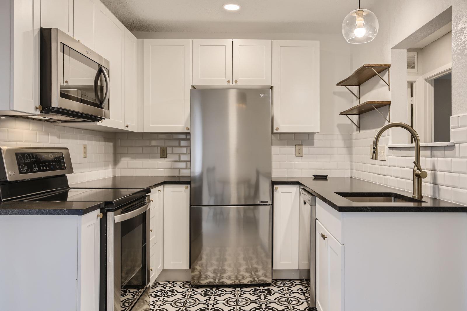 1015 E Yager Ln # 141, Austin, TX 78753