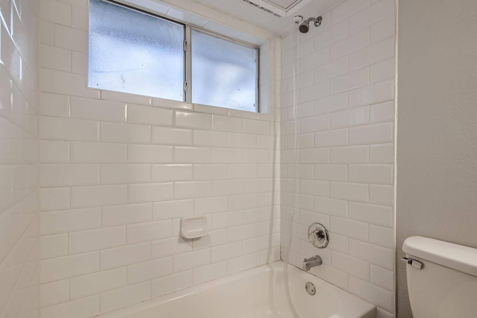 1015 E Yager Ln # 141, Austin, TX 78753