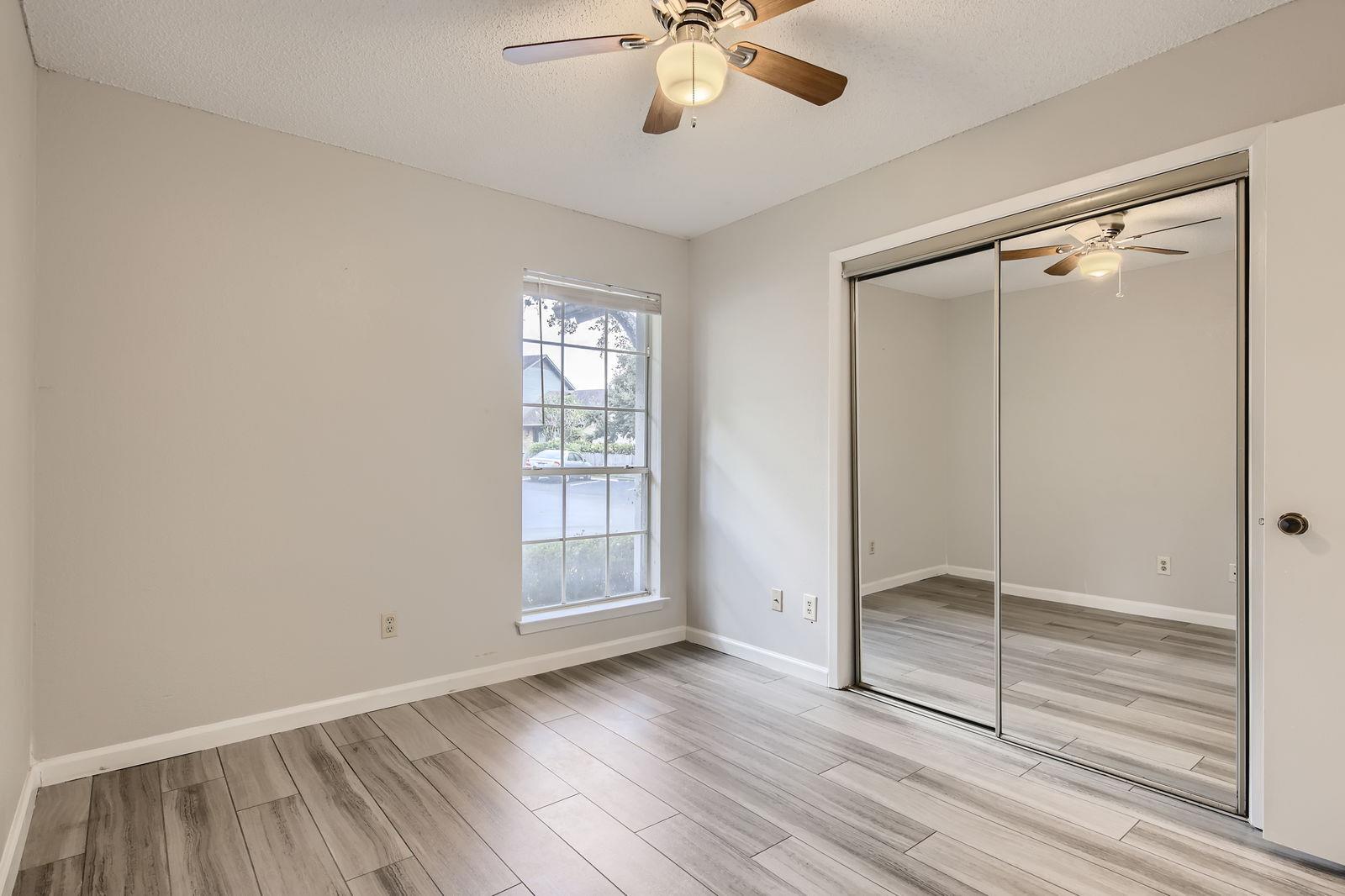 1015 E Yager Ln # 141, Austin, TX 78753