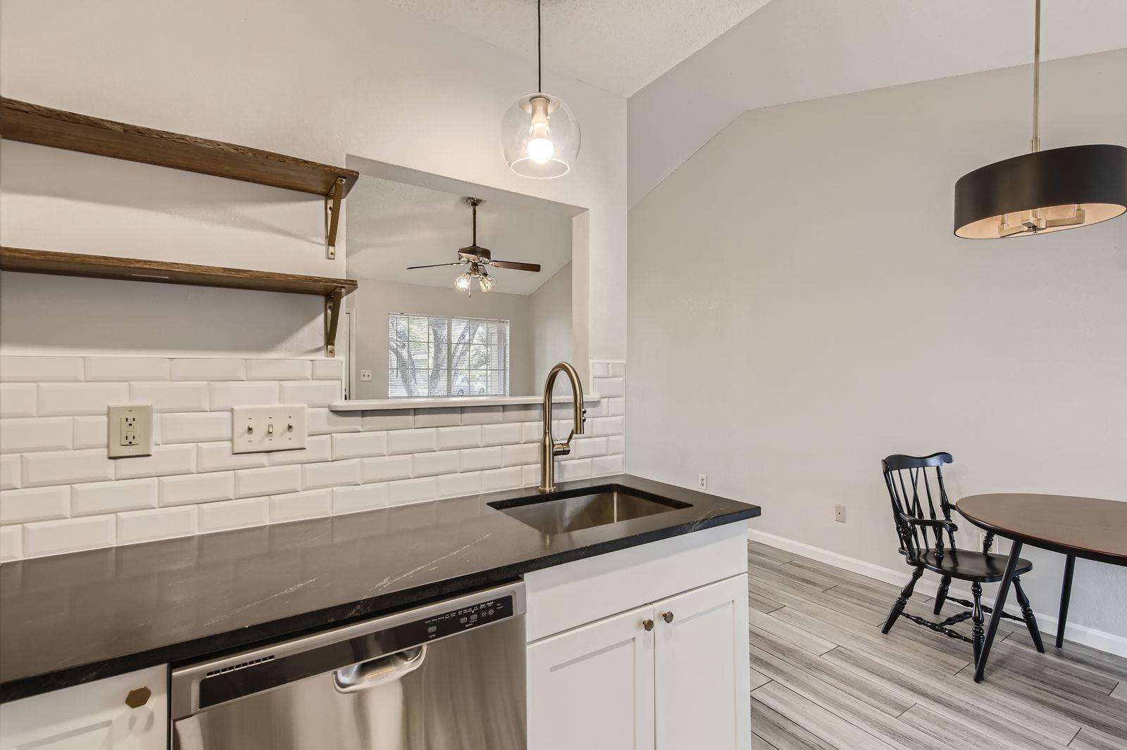 1015 E Yager Ln # 141, Austin, TX 78753