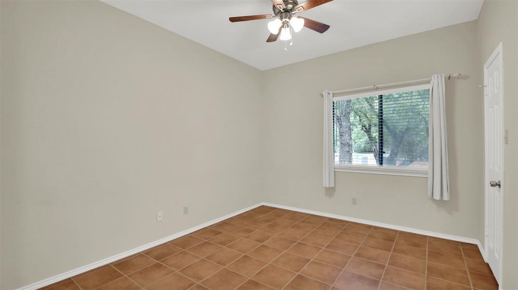 9100 Mountain Ridge Dr # 102, Austin, TX 78759