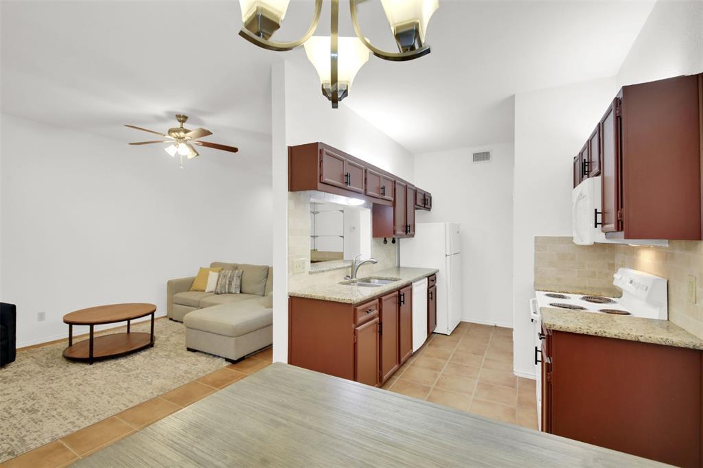 9100 Mountain Ridge Dr # 102, Austin, TX 78759