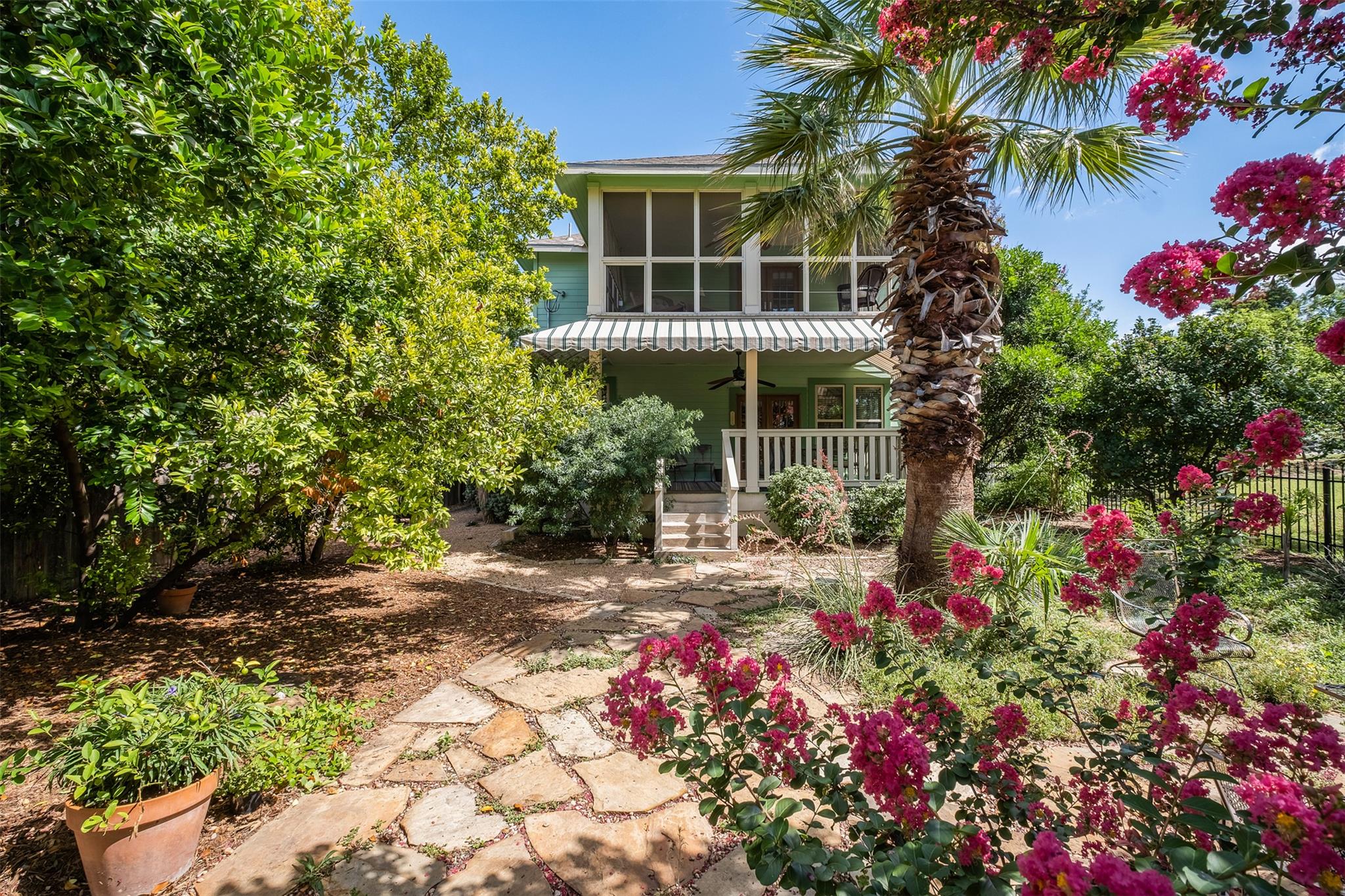 903 E 14th St, Austin, TX 78702