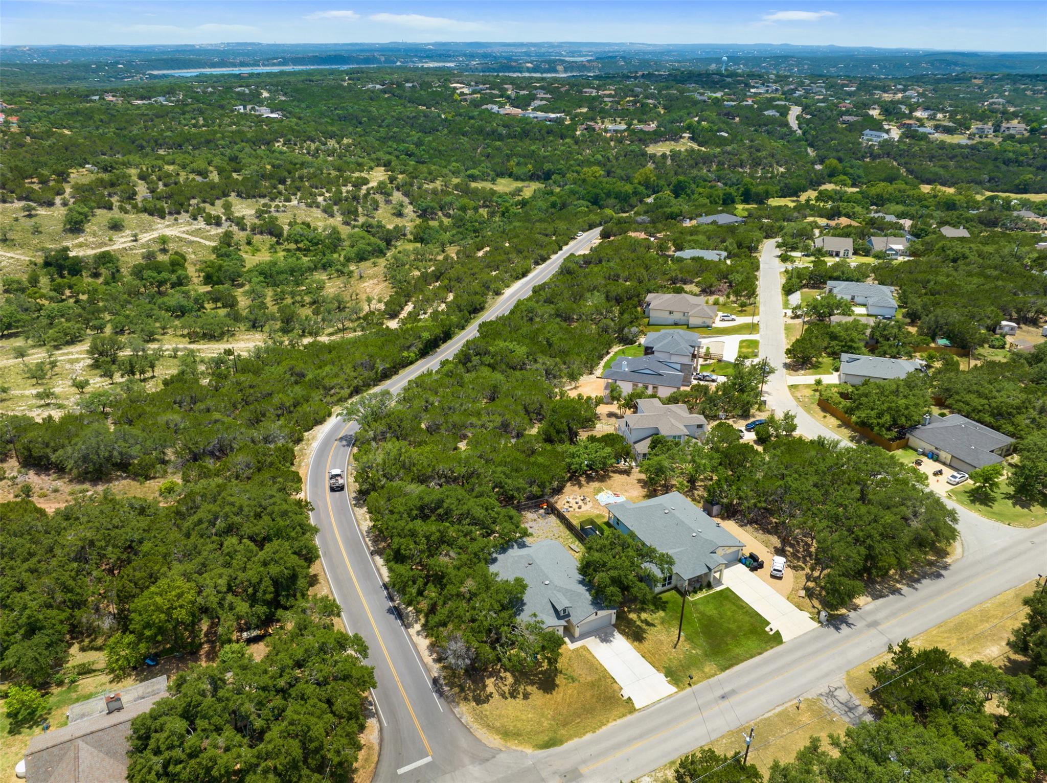 5006 Outpost Trce, Lago Vista, TX 78645