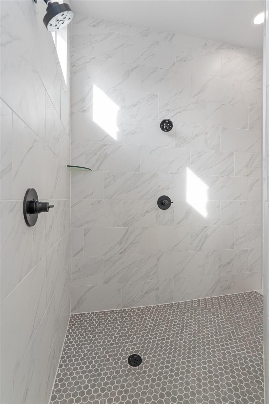 264 Wellborn Rd, Liberty Hill, TX 78642