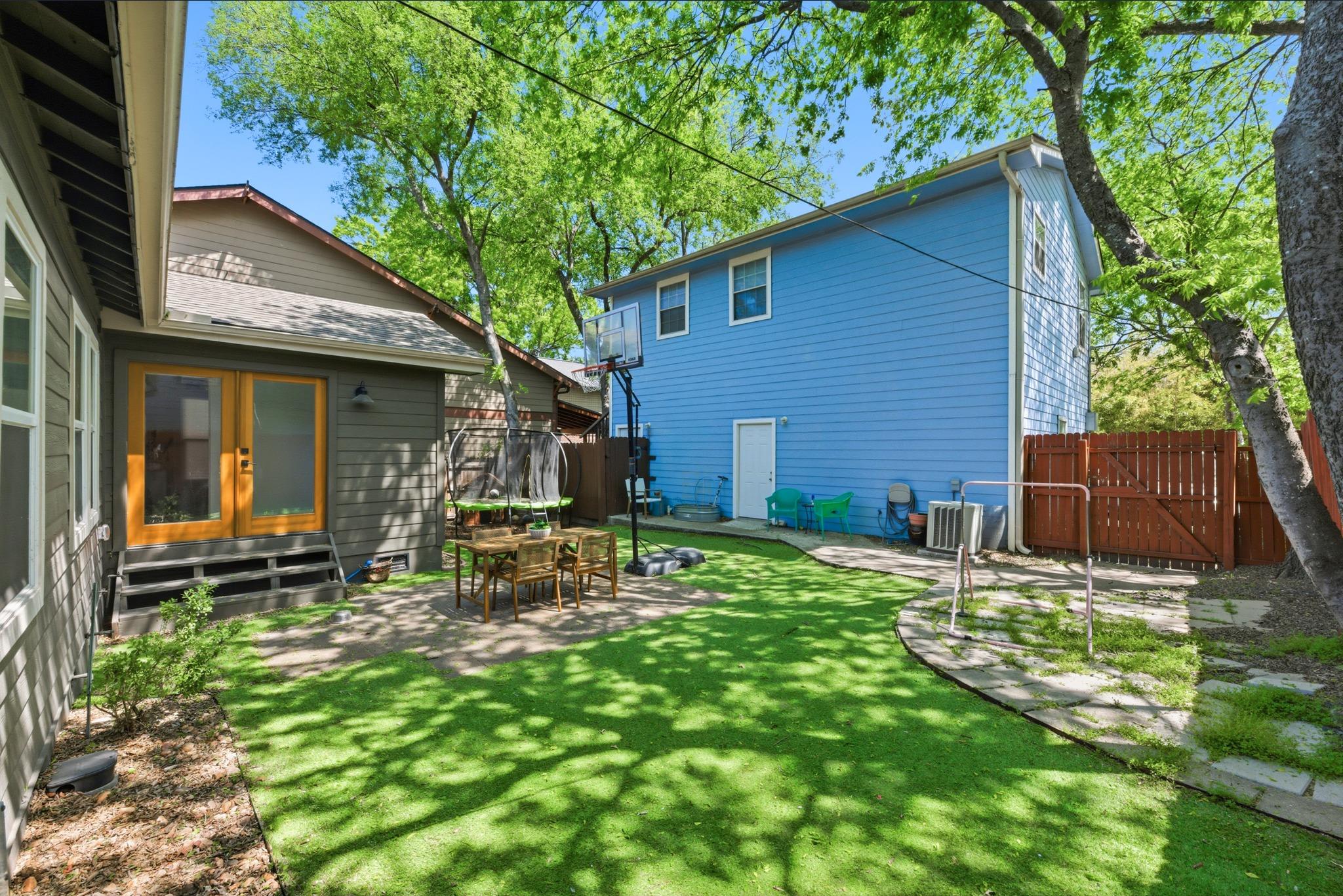 5409 Avenue H, Austin, TX 78751