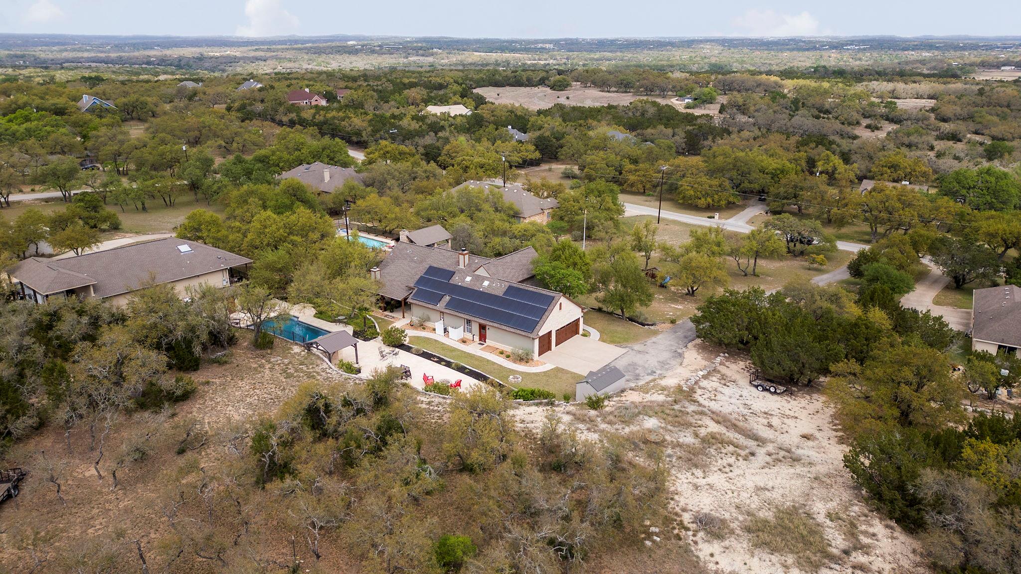 1005 Canyonwood Dr, Dripping Springs, TX 78620