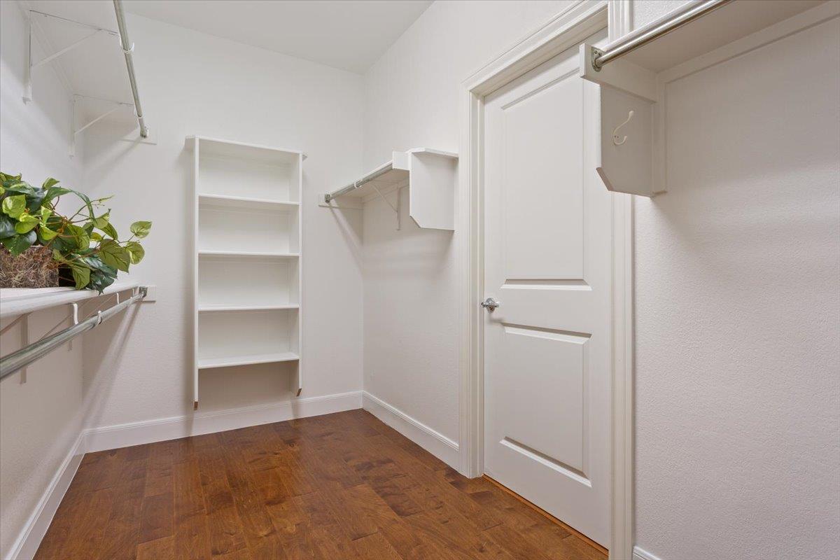 201 McKinney Falls Ln, Georgetown, TX 78633