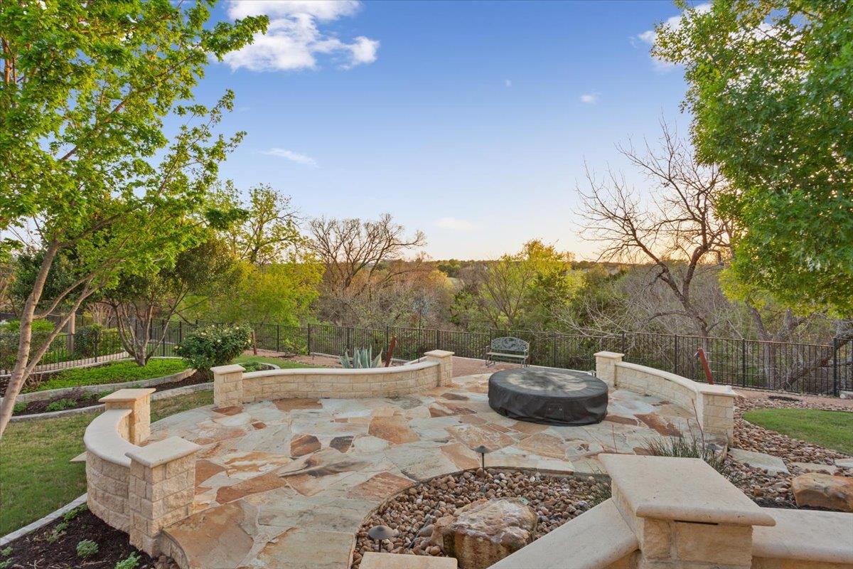 201 McKinney Falls Ln, Georgetown, TX 78633