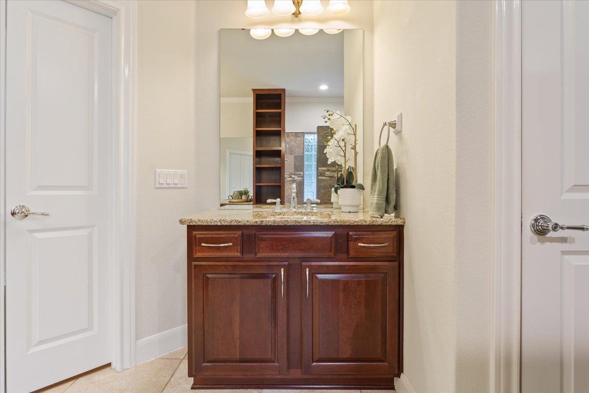 201 McKinney Falls Ln, Georgetown, TX 78633