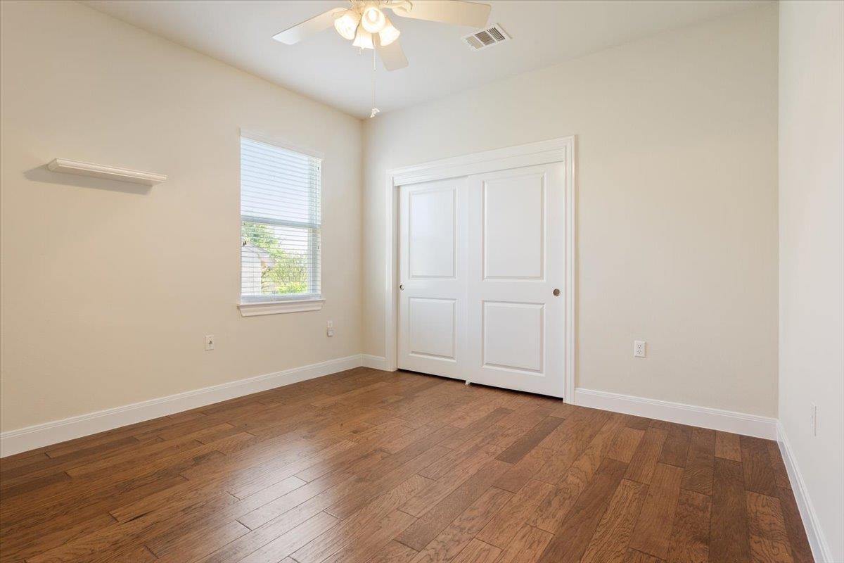 201 McKinney Falls Ln, Georgetown, TX 78633