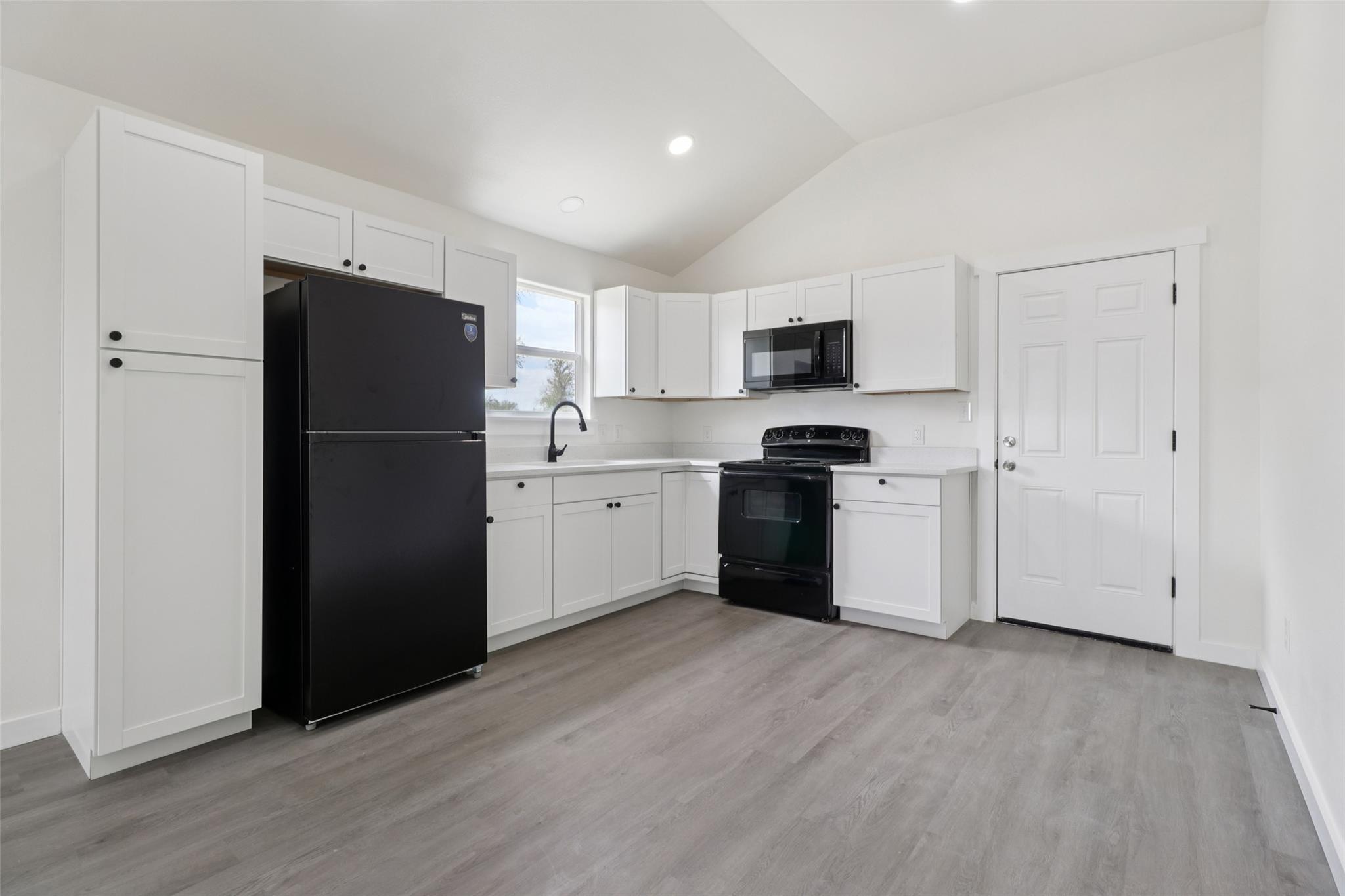 1087 Schubert Ln # D, Kyle, TX 78640