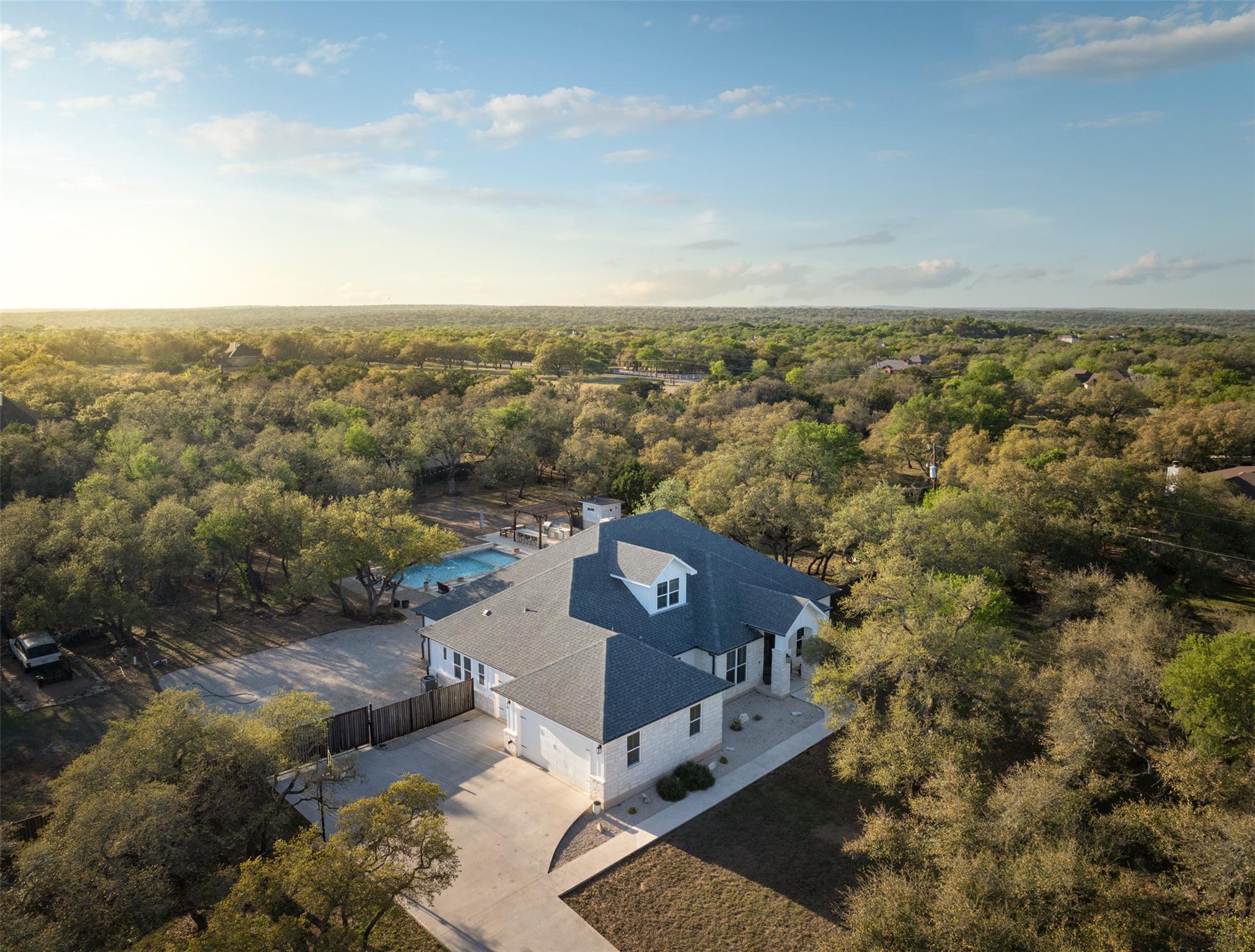 120 Mourning Dove Ln, Buda, TX 78610