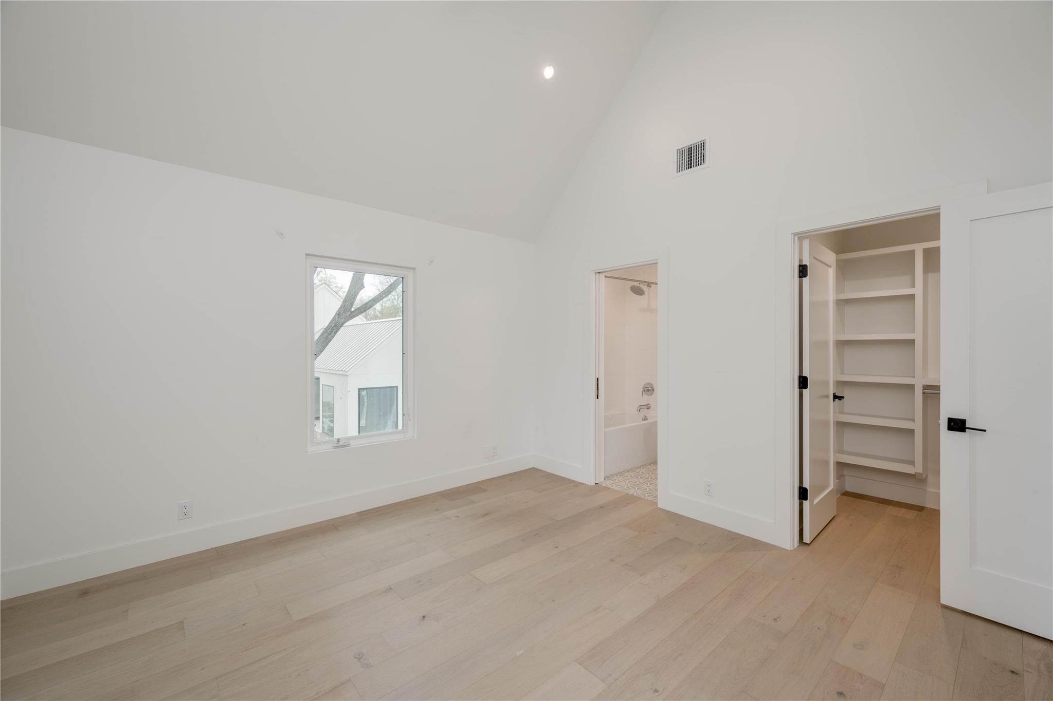 1206 Justin Ln # A, Austin, TX 78757