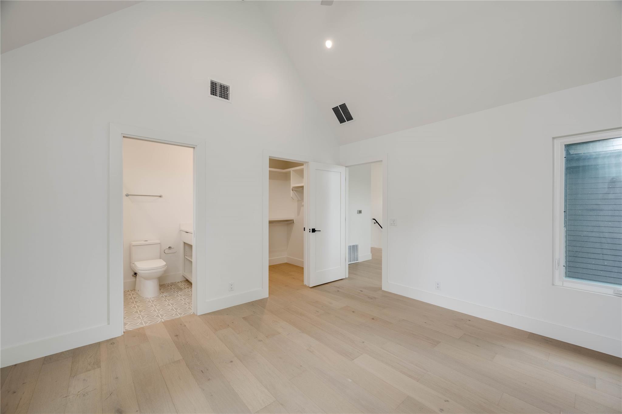 1206 Justin Ln # A, Austin, TX 78757