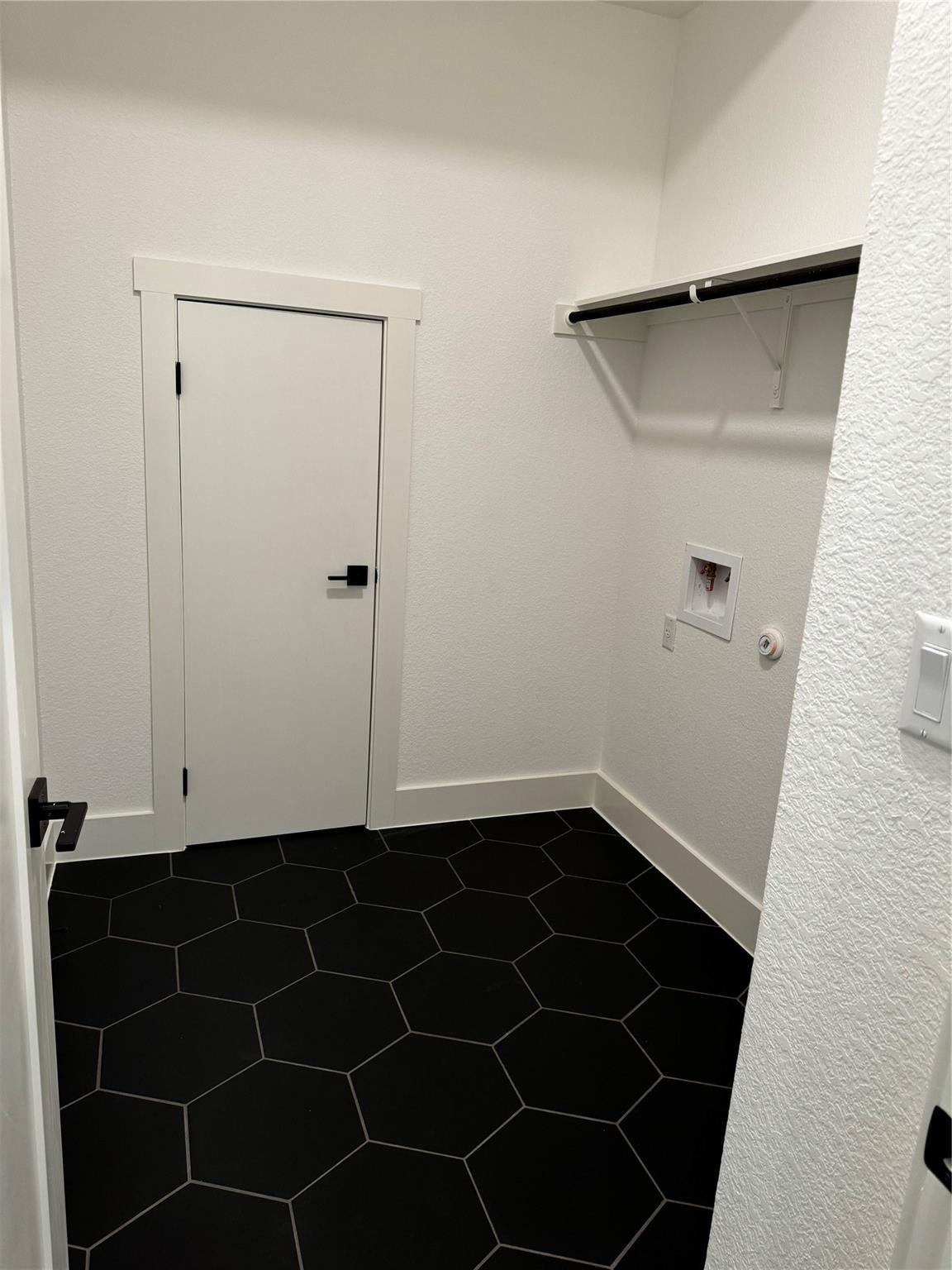 8620 Torrita Dr, Round Rock, TX 78665