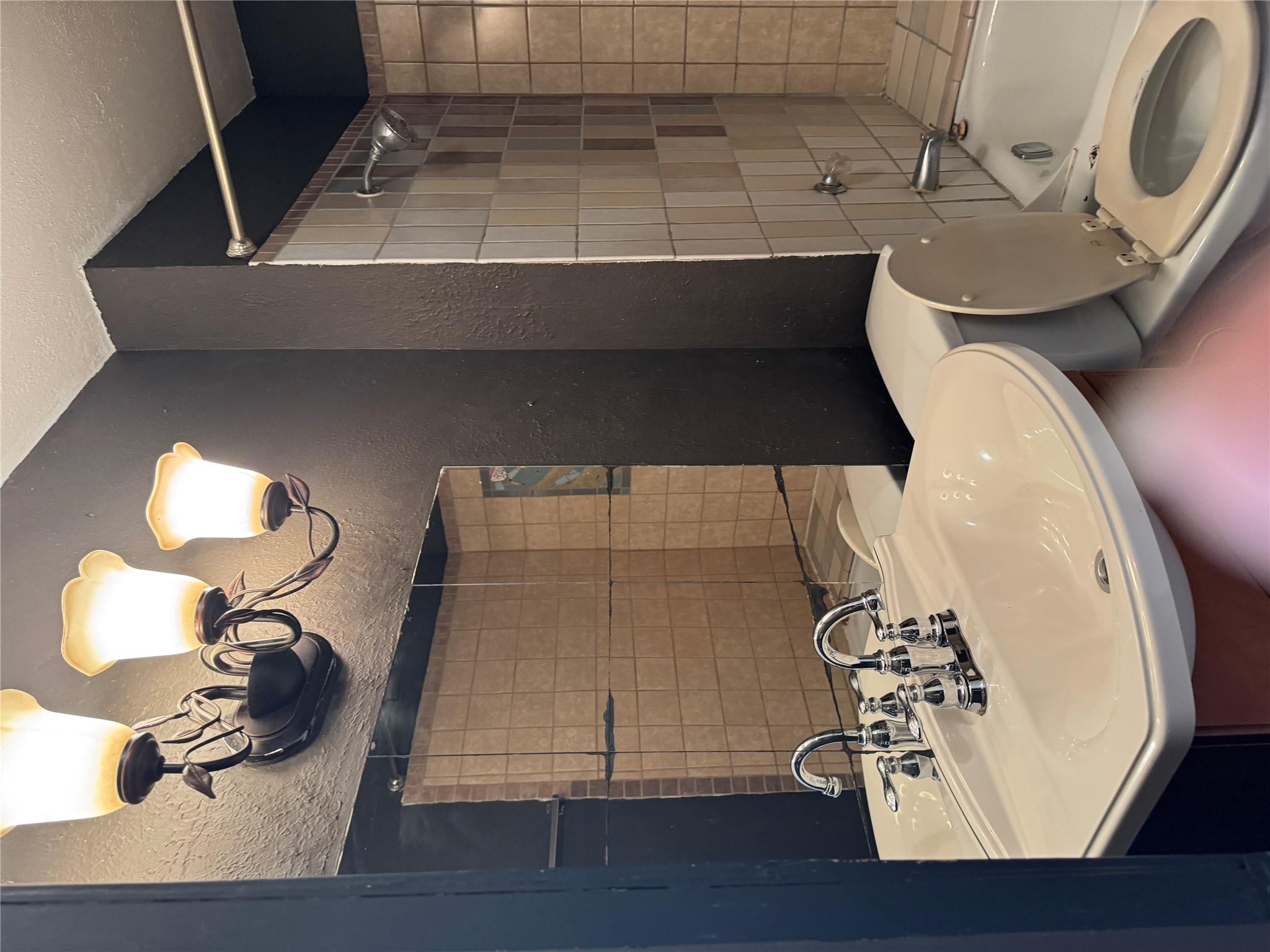 704 Franklin Blvd # B, Austin, TX 78751