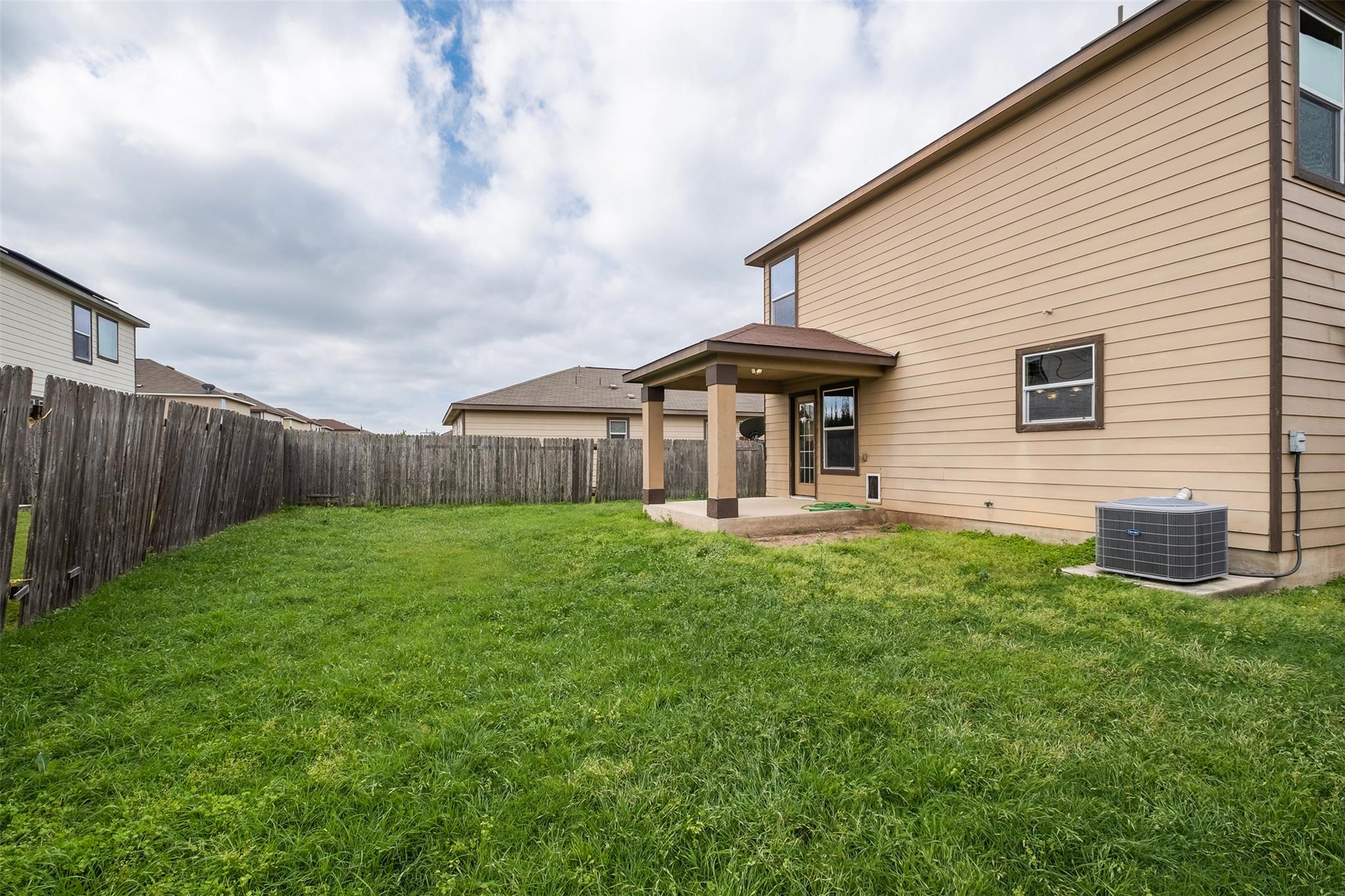 8913 Winter Haven Rd, Austin, TX 78747