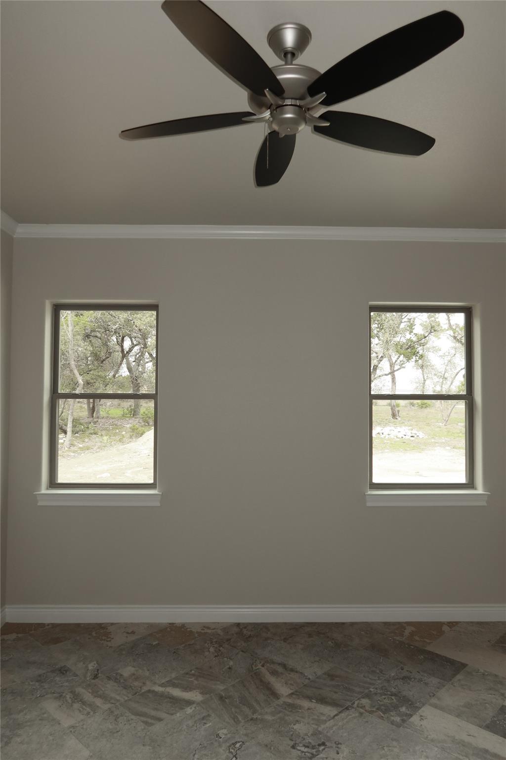 108 Lakeview Estates Dr, Belton, TX 76513