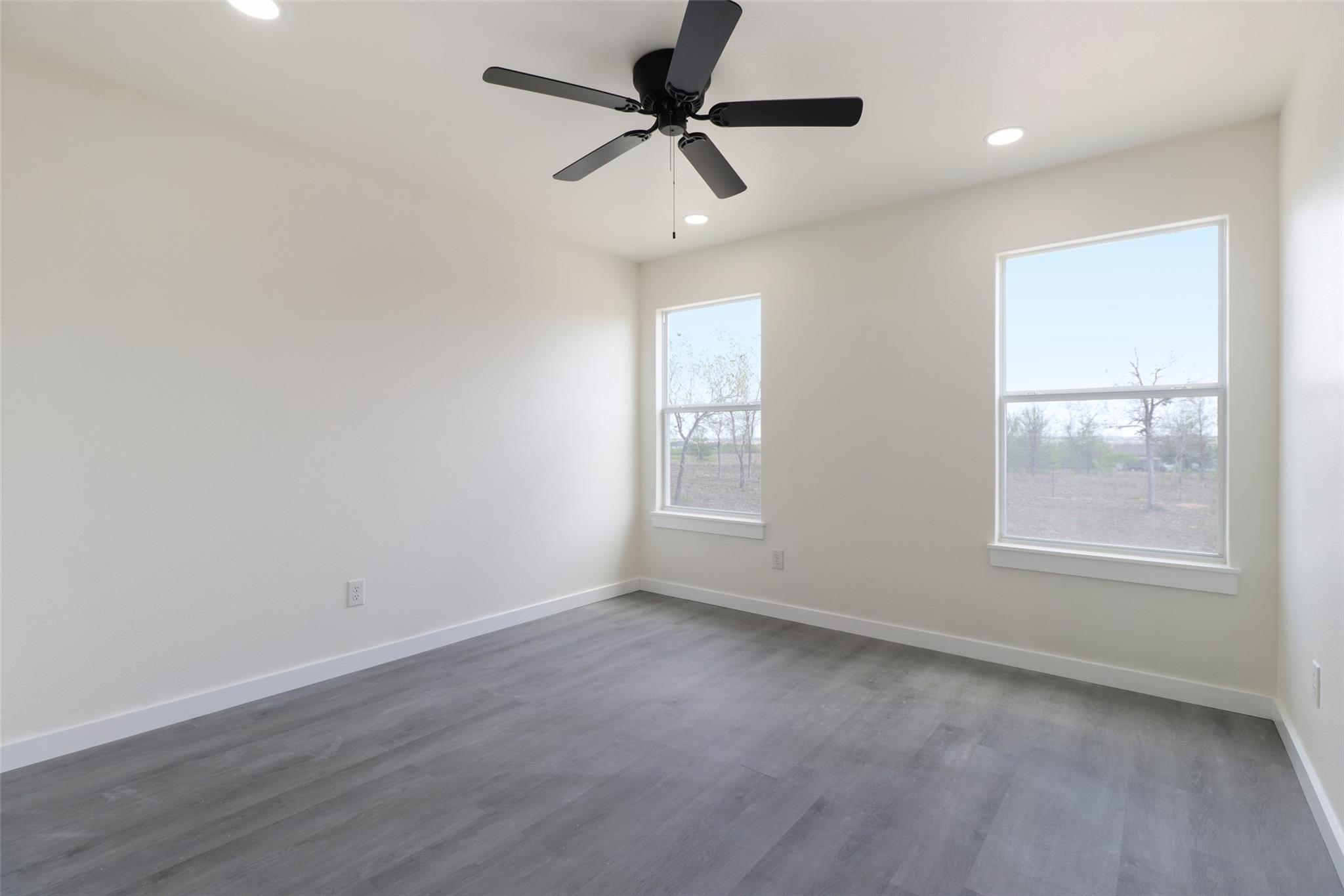 1087 Schubert Ln # E, Kyle, TX 78640