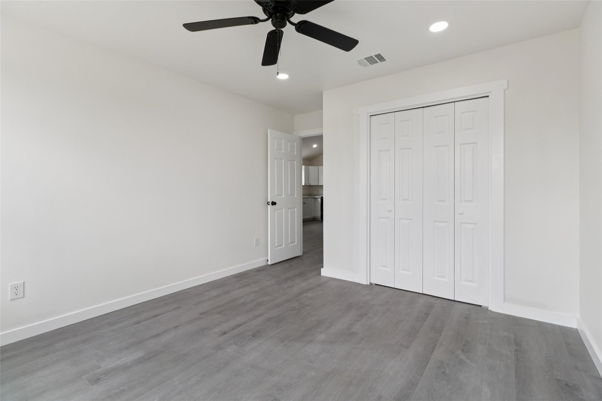 1087 Schubert Ln # E, Kyle, TX 78640