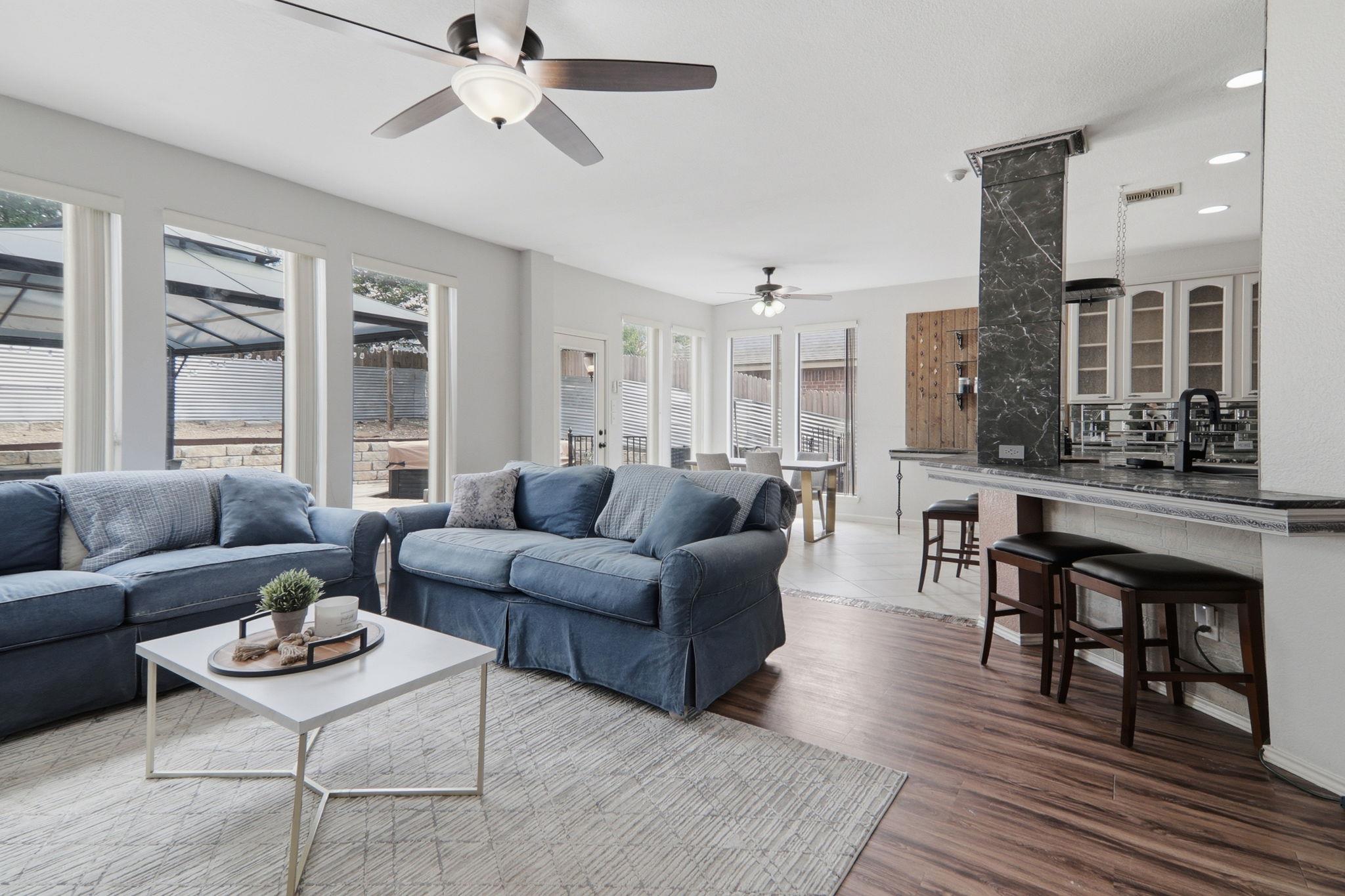 500 Red Hawk Dr, Leander, TX 78641