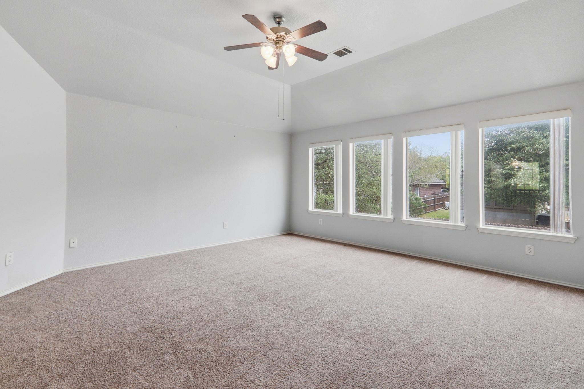 500 Red Hawk Dr, Leander, TX 78641