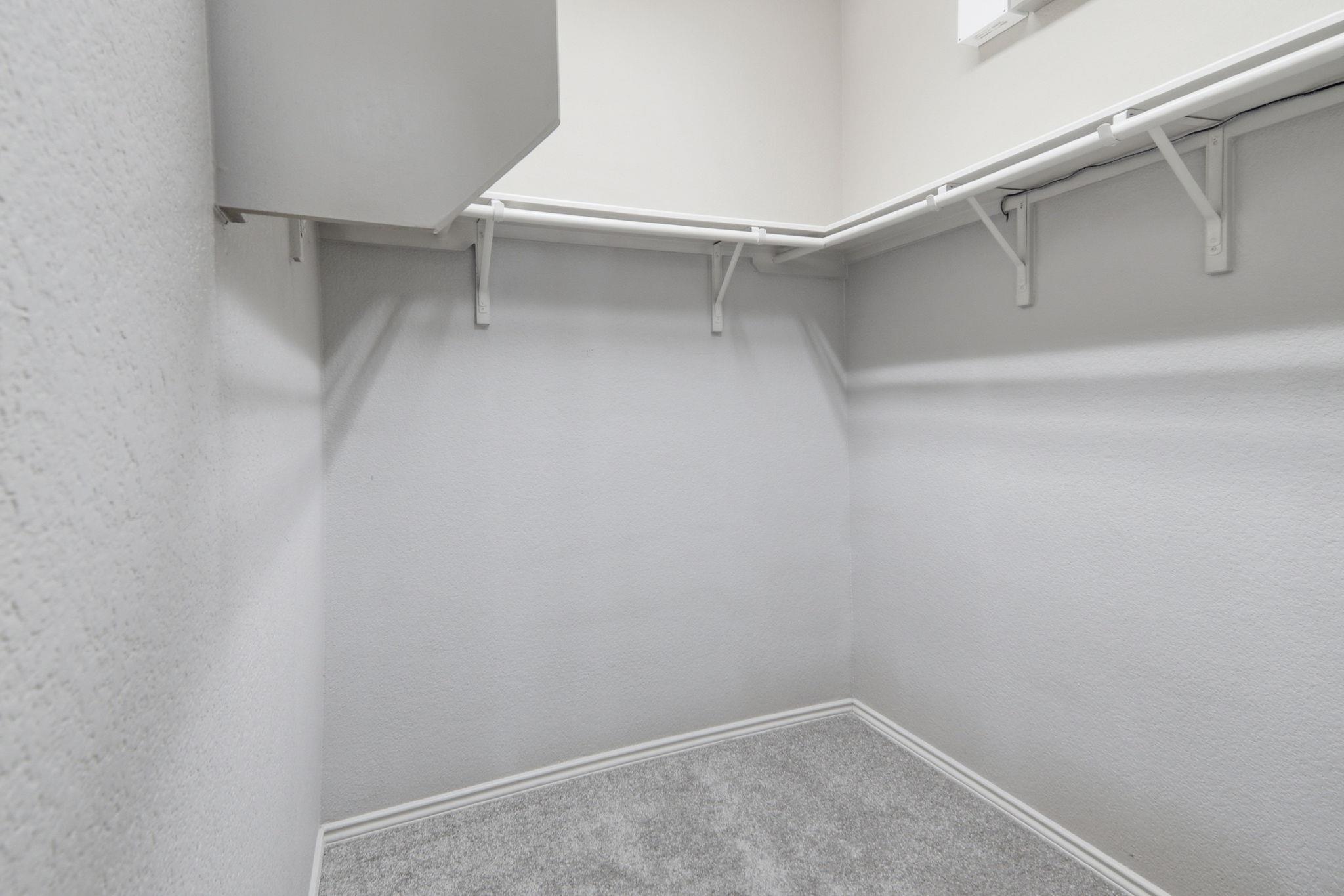 500 Red Hawk Dr, Leander, TX 78641