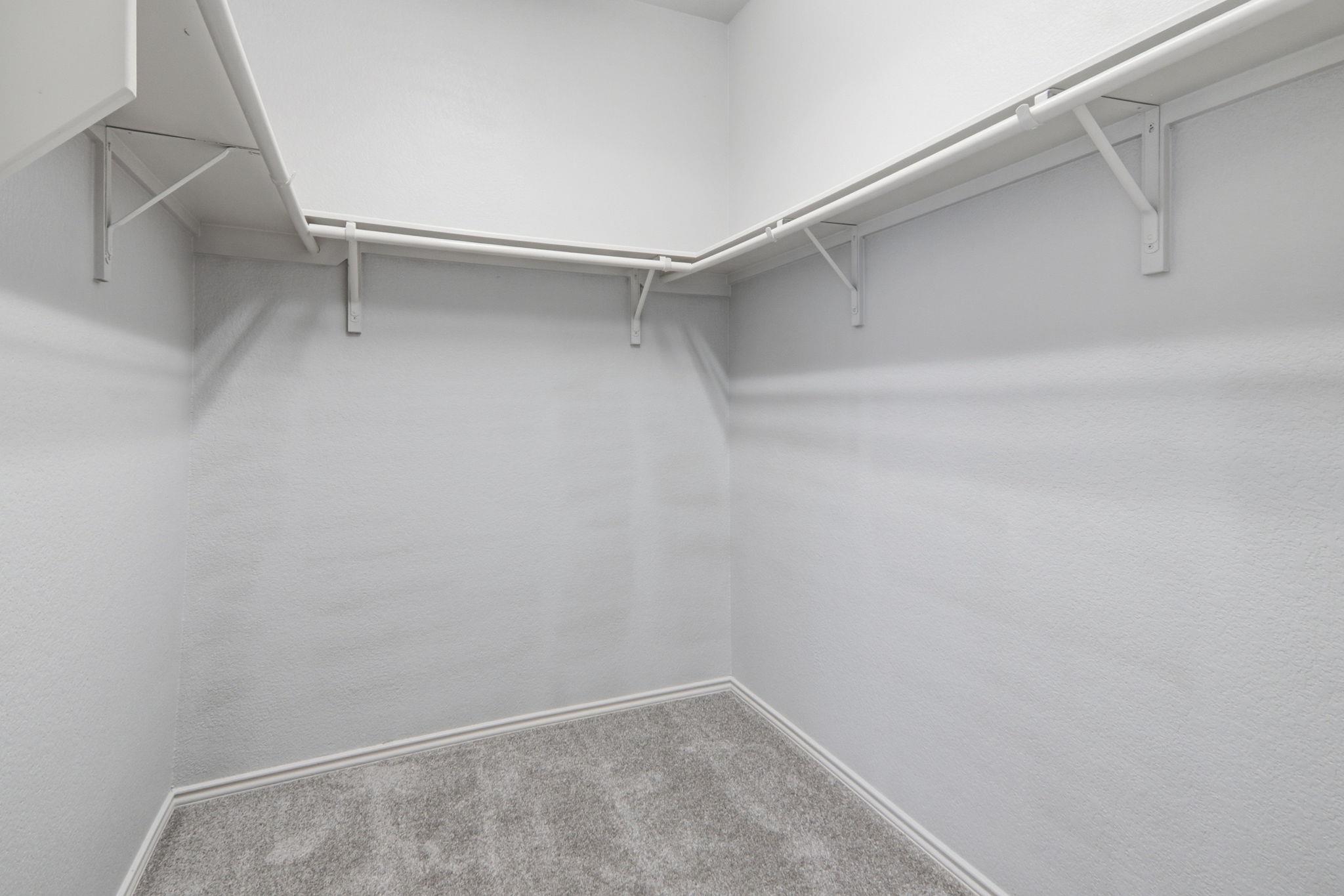 500 Red Hawk Dr, Leander, TX 78641