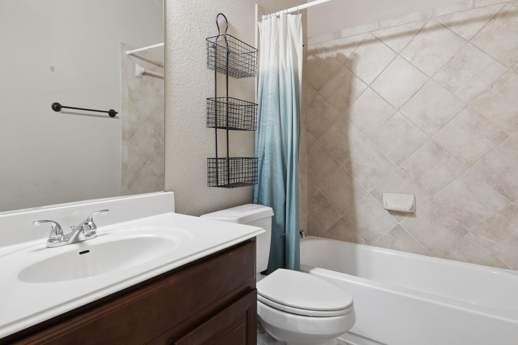 500 Red Hawk Dr, Leander, TX 78641