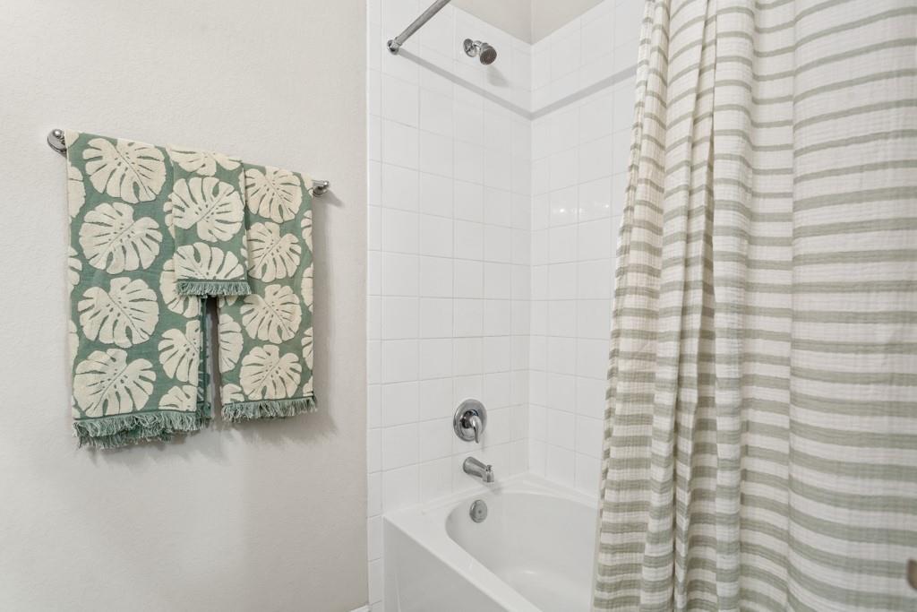 2072 Port Ellen Dr, Round Rock, TX 78664