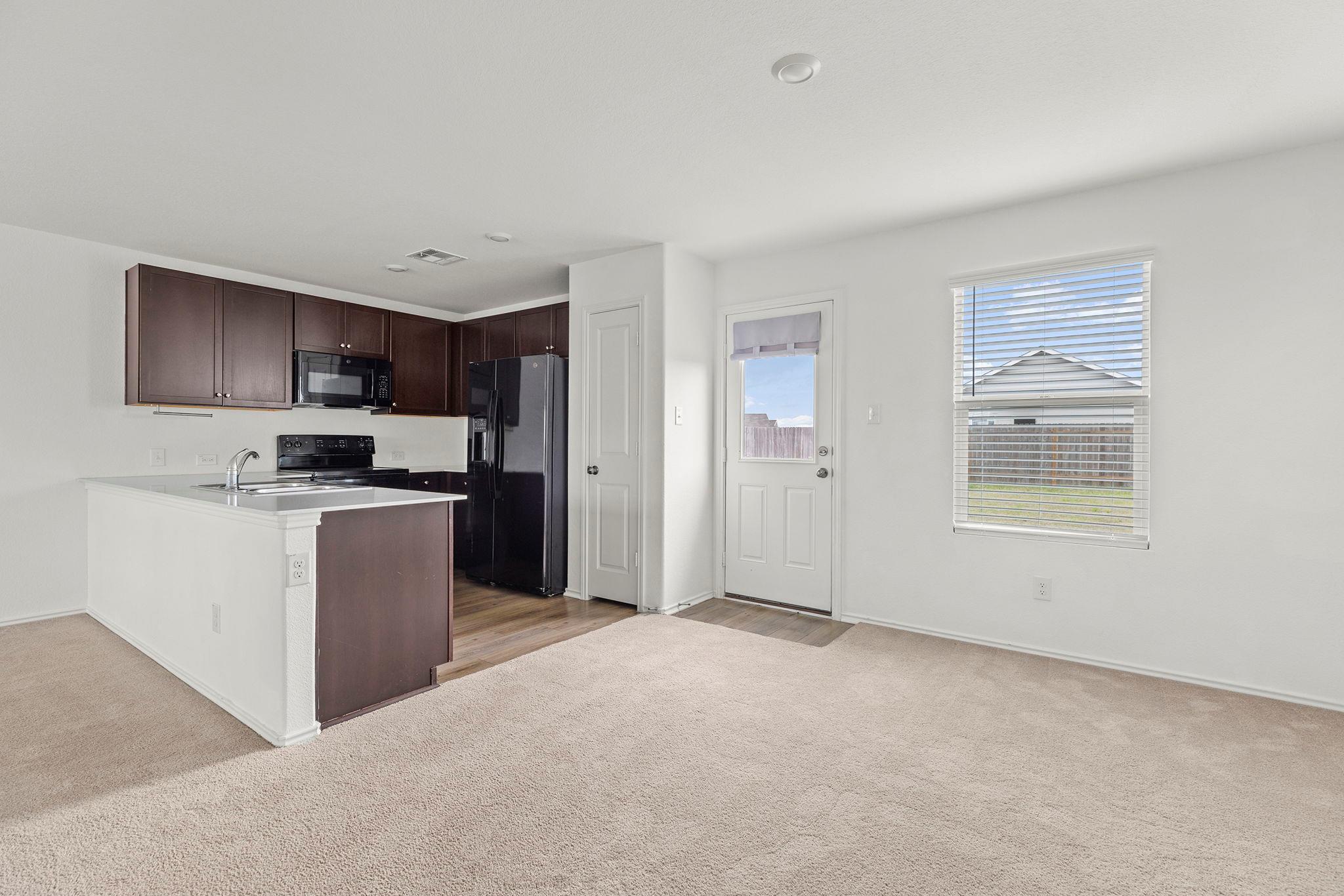 141 Texas Angel Way, Jarrell, TX 76537