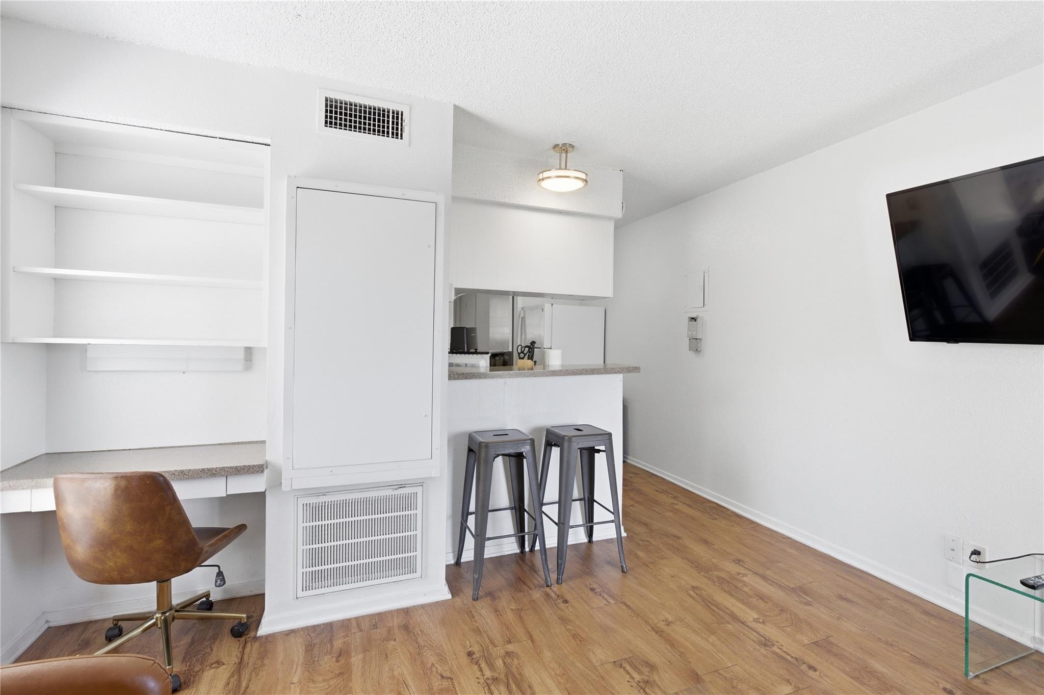 2808 Whitis Ave # C301, Austin, TX 78705