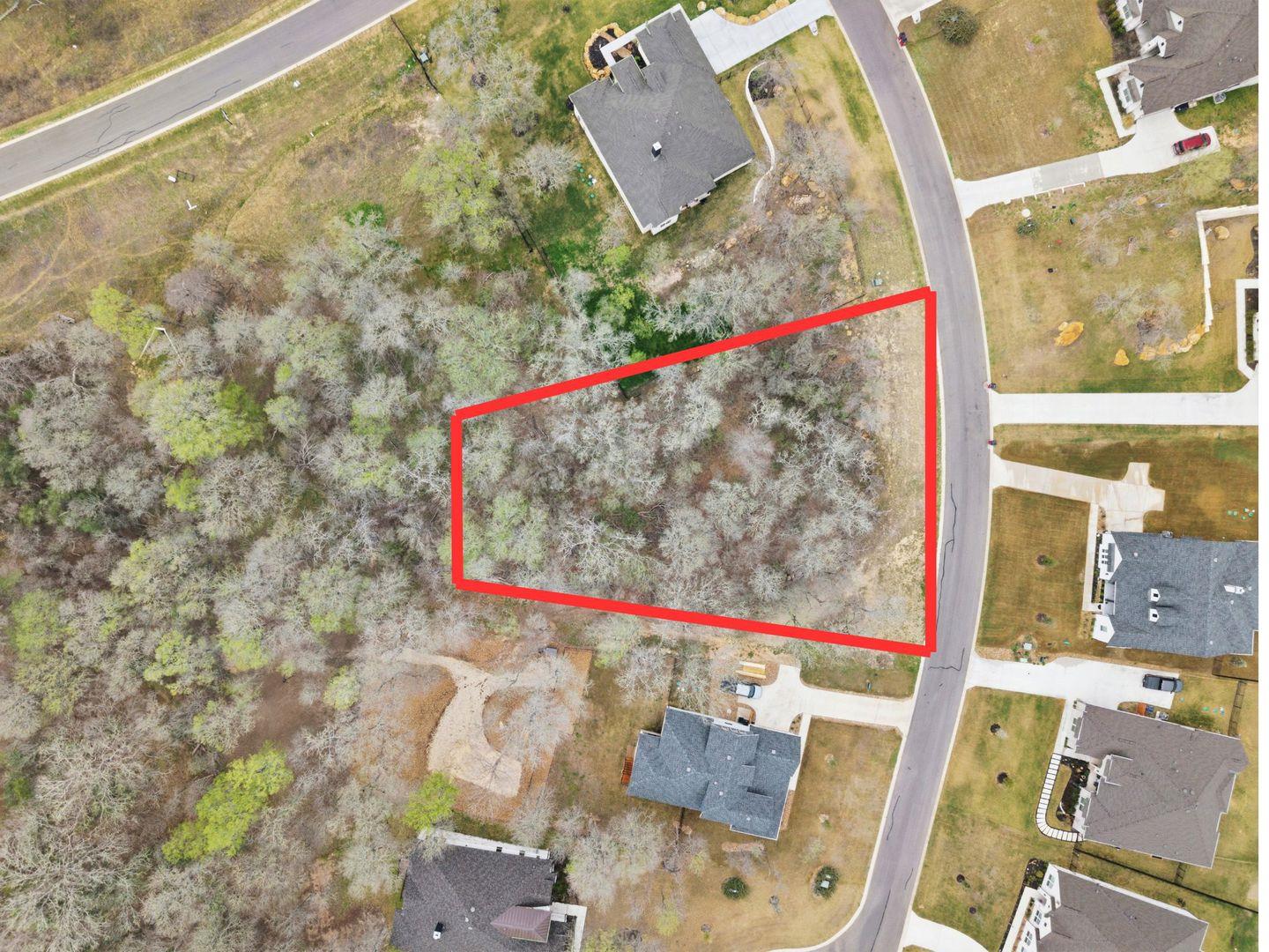 112 Albatross Cv, Cedar Creek, TX 78612