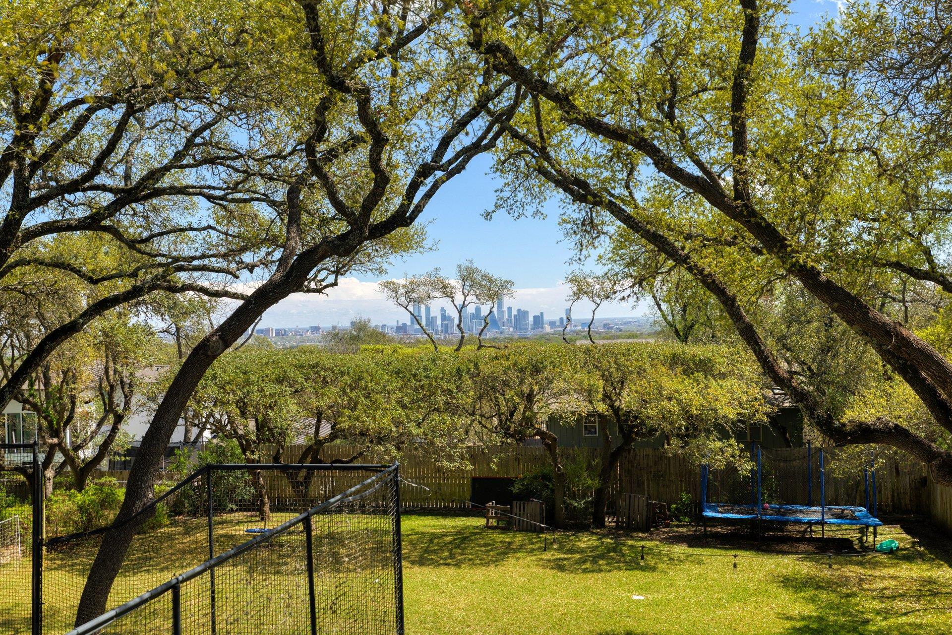 205 Mcconnell Dr, West Lake Hills, TX 78746