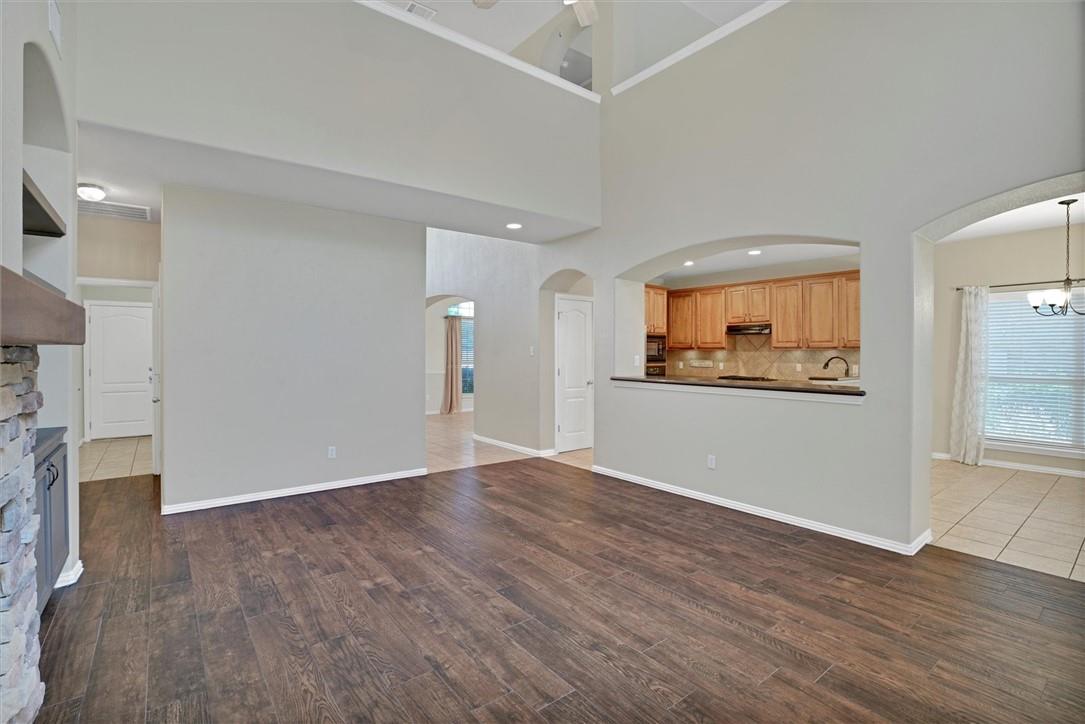 2001 Singing Hls, Leander, TX 78641