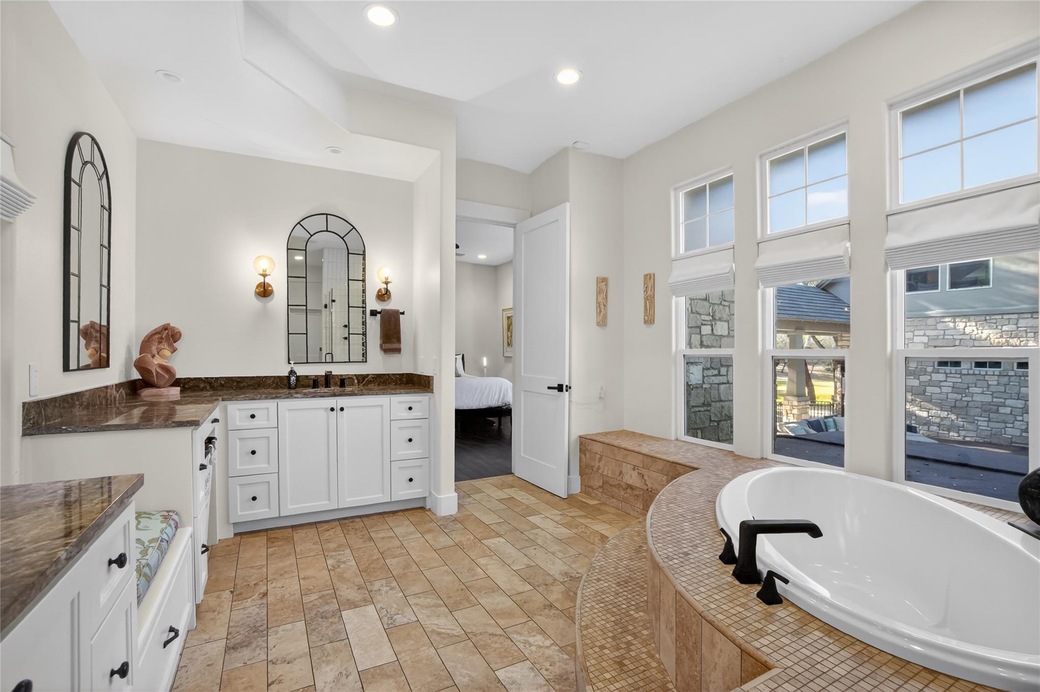 3627 Stoneridge Rd, Austin, TX 78746