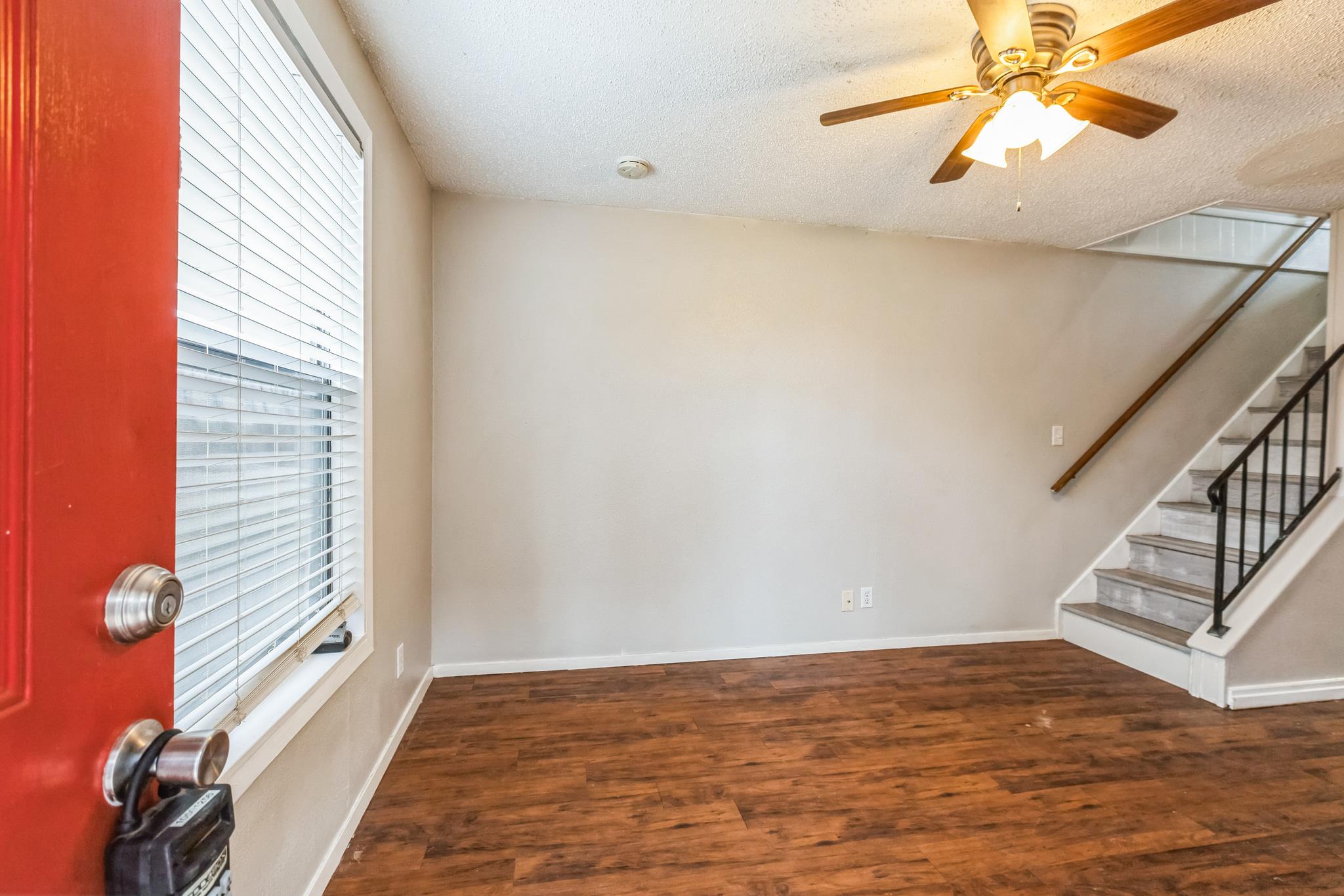 20600 Bonanza St # 4, Lago Vista, TX 78645