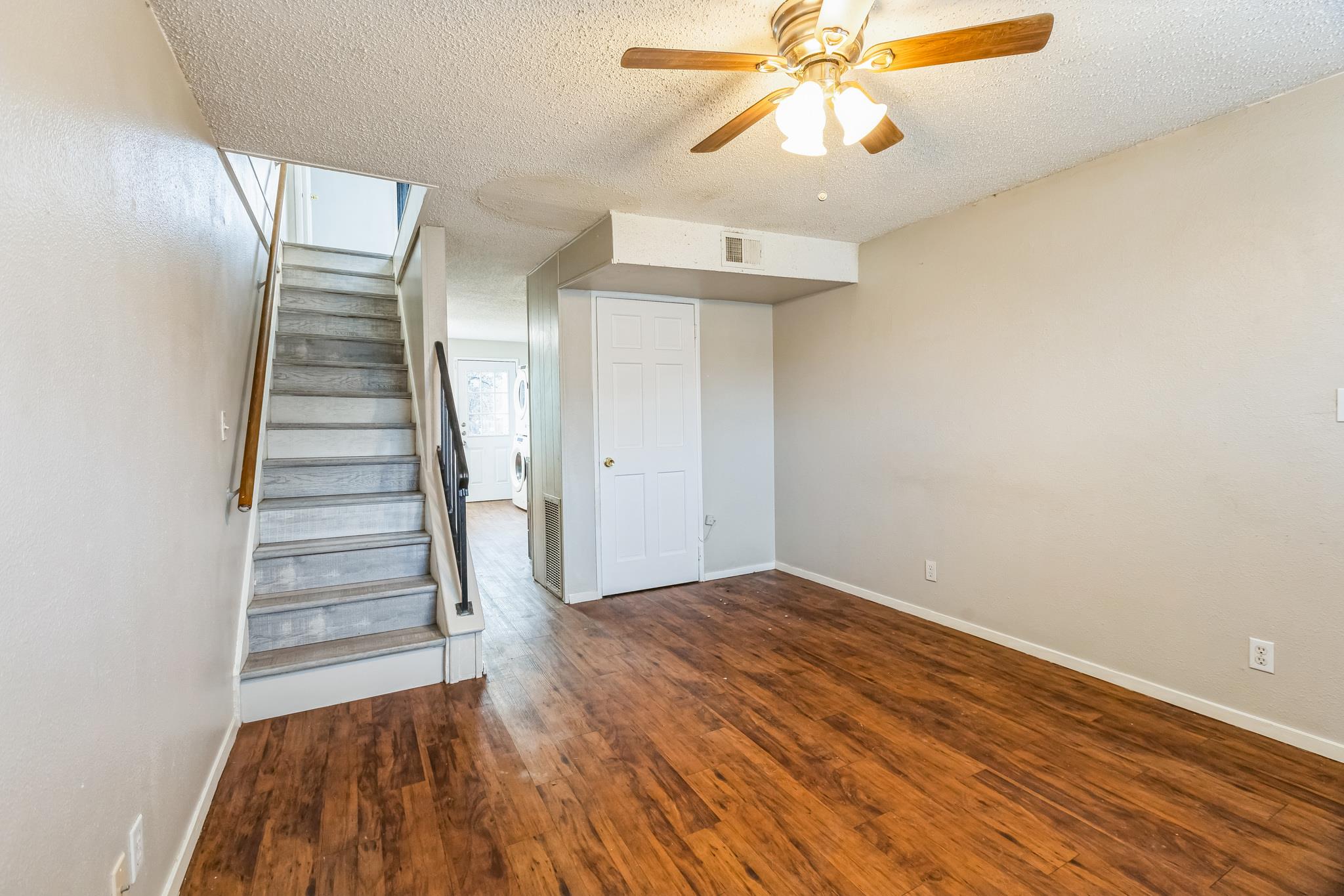 20600 Bonanza St # 4, Lago Vista, TX 78645