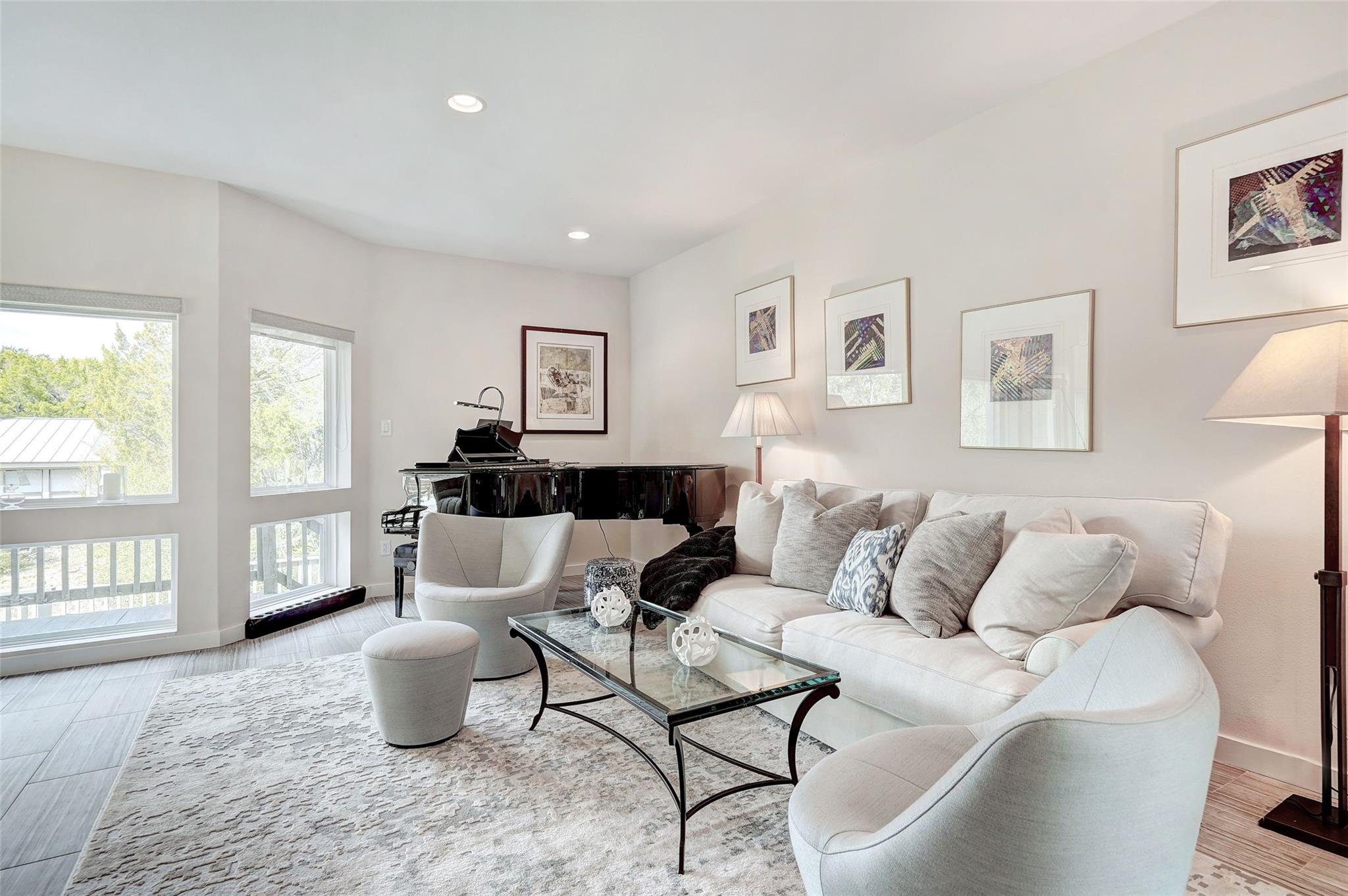 6 Sugar Creek Dr, West Lake Hills, TX 78746