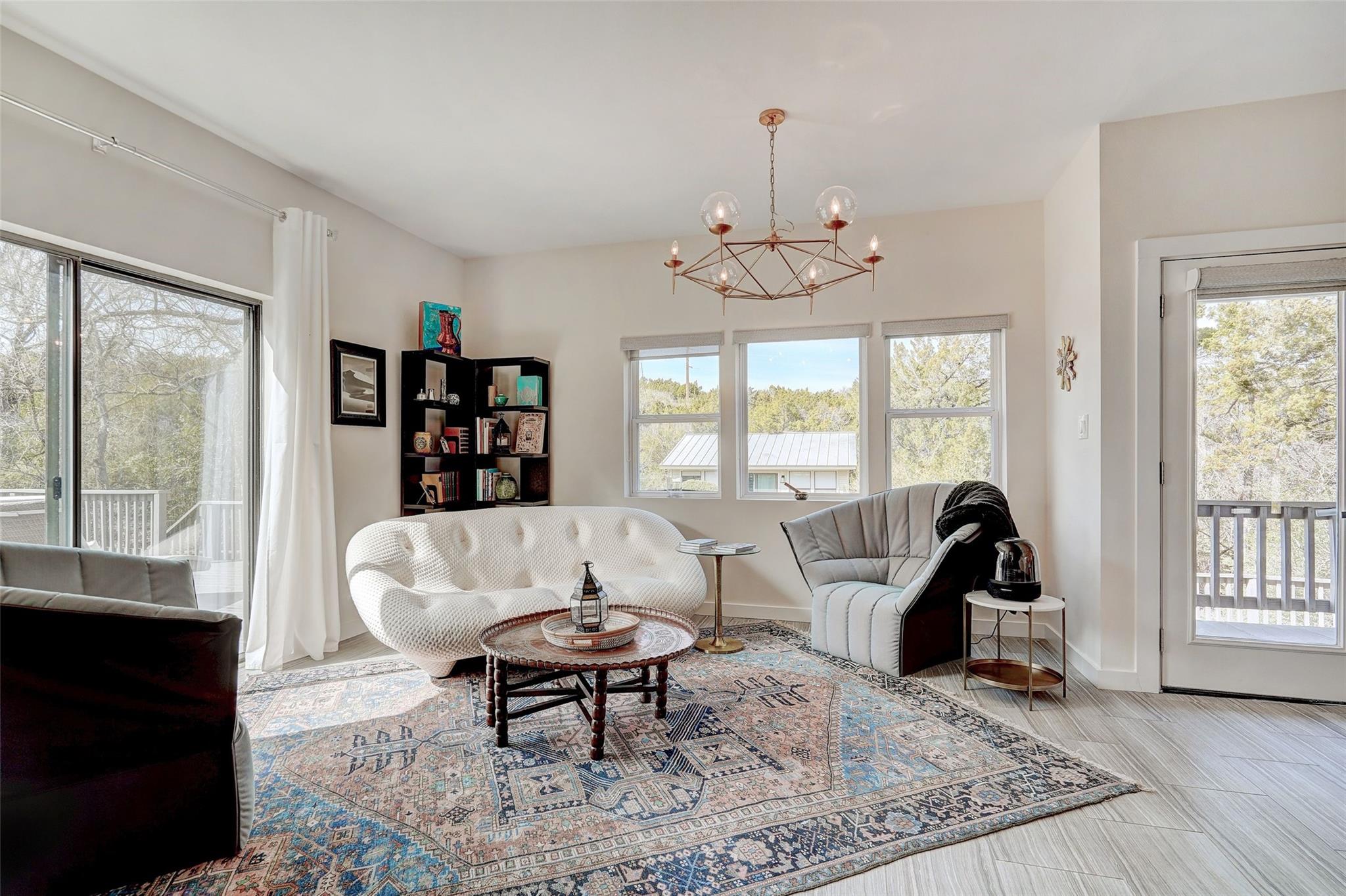 6 Sugar Creek Dr, West Lake Hills, TX 78746