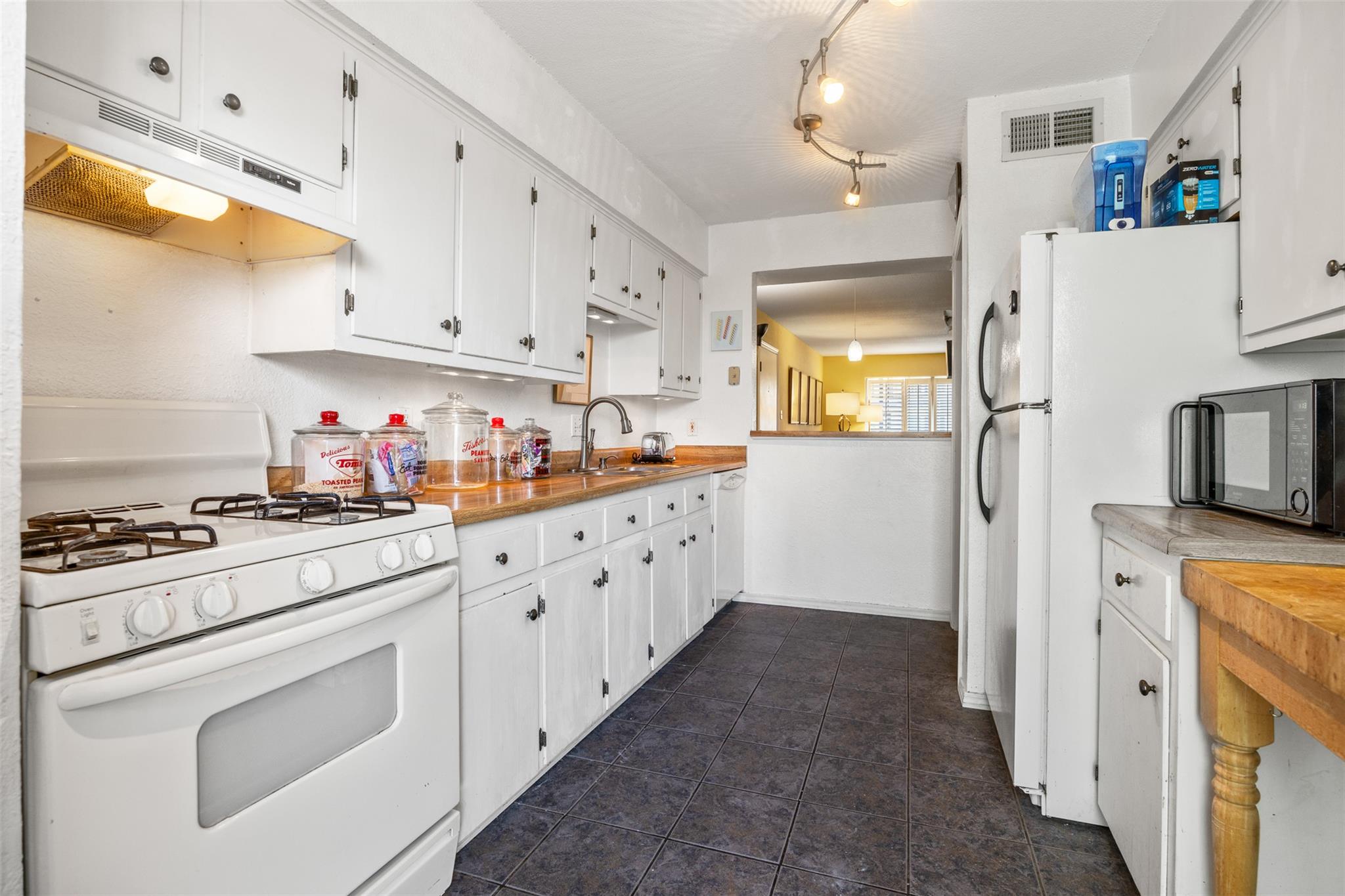 2425 Ashdale Dr # 47, Austin, TX 78757