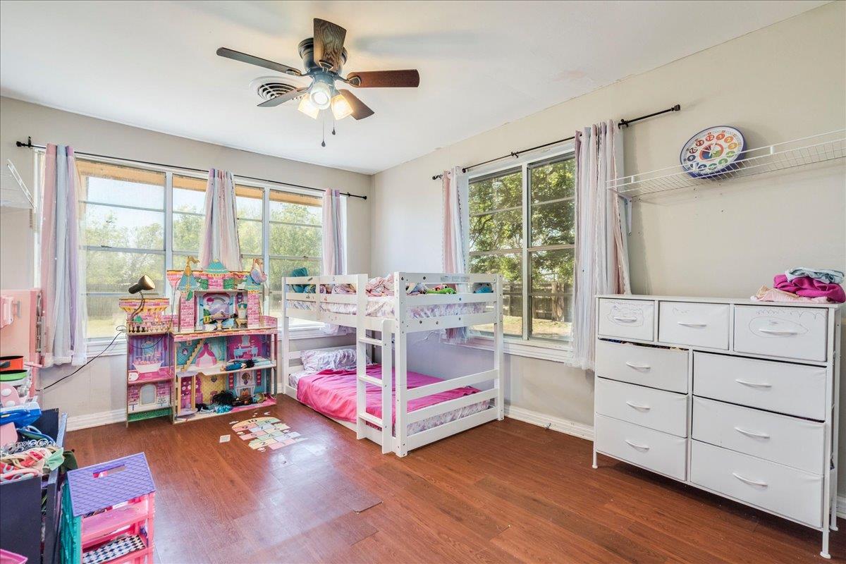 500 Blackjack St, Lockhart, TX 78644