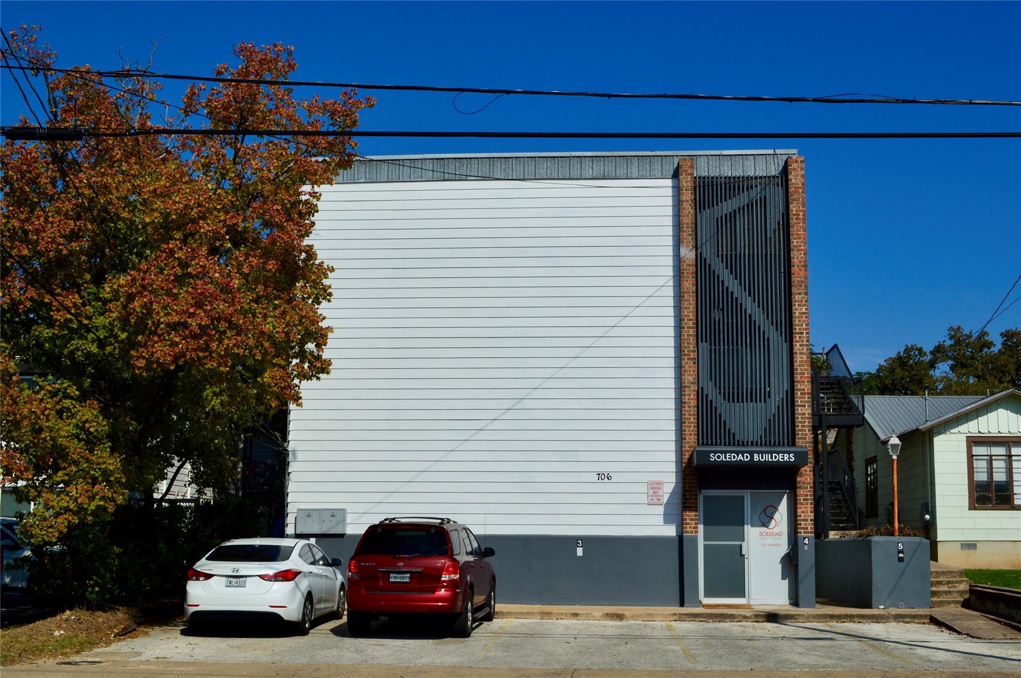 706 W 34th St # 101, Austin, TX 78705