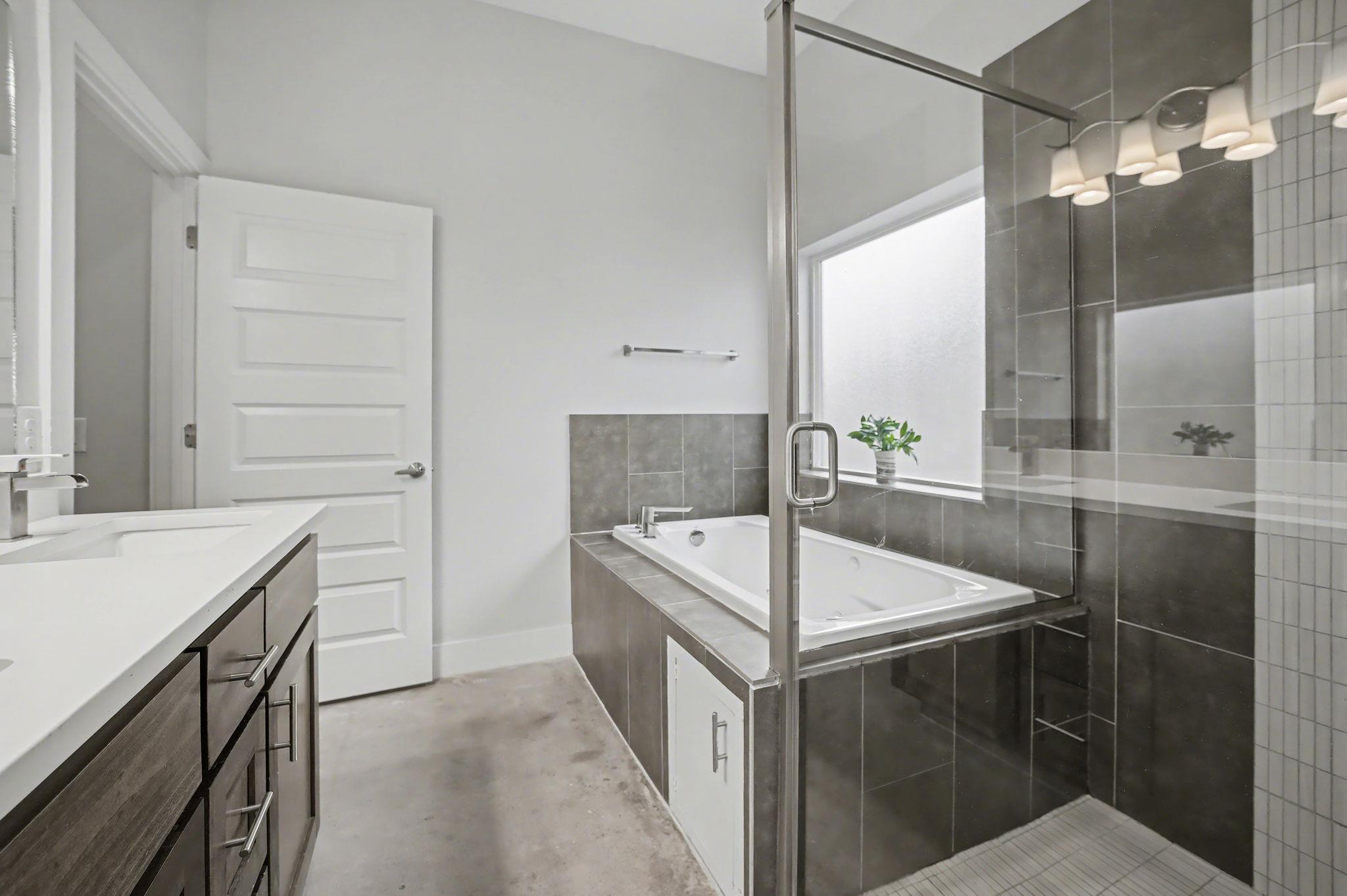 6700 Canal St, Austin, TX 78741