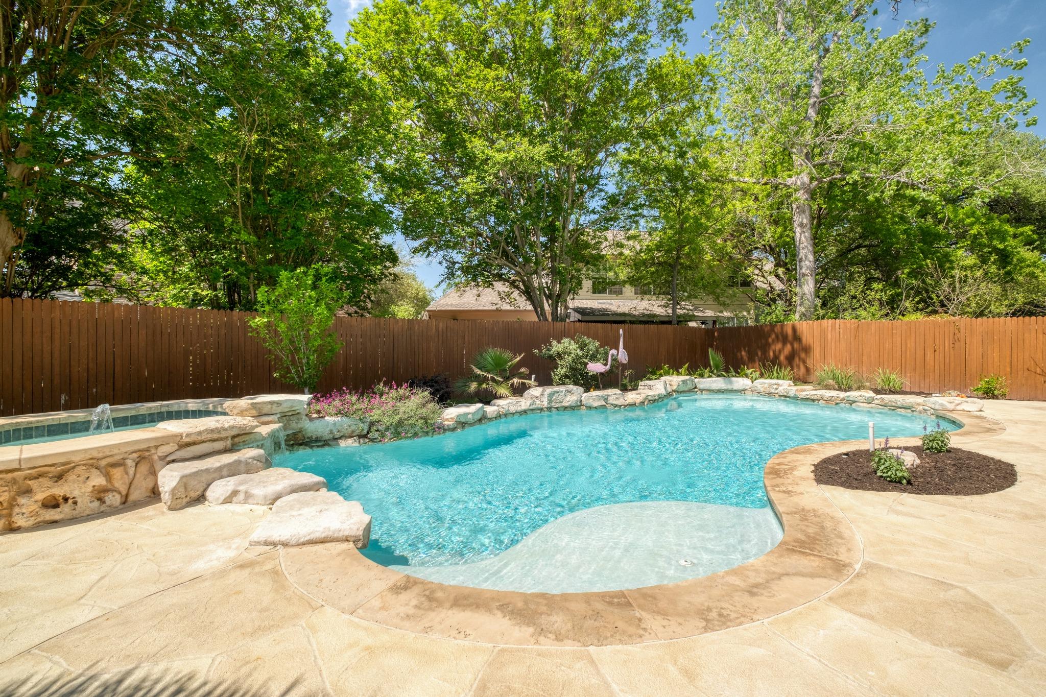 1202 Oakwood Blvd, Round Rock, TX 78681